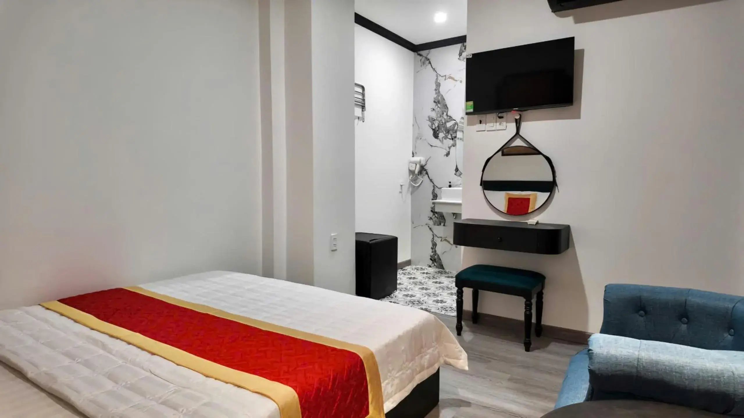 Bed in Phu Gia Hotel 193 Nguyen Thai Hoc Bed in Phu Gia Hotel 193 Nguyen Thai Hoc