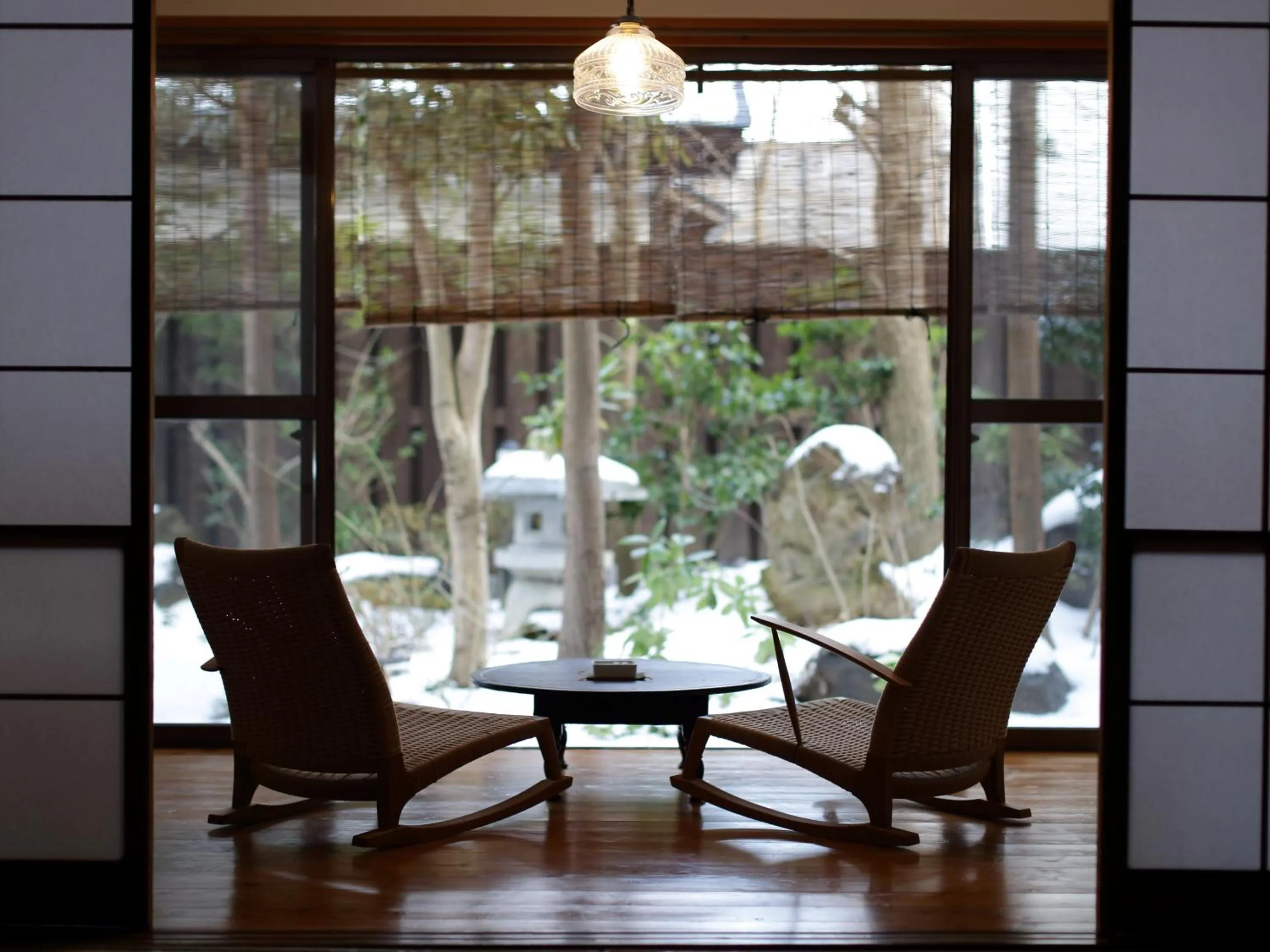 Photo of the whole room in Hanakanzashi