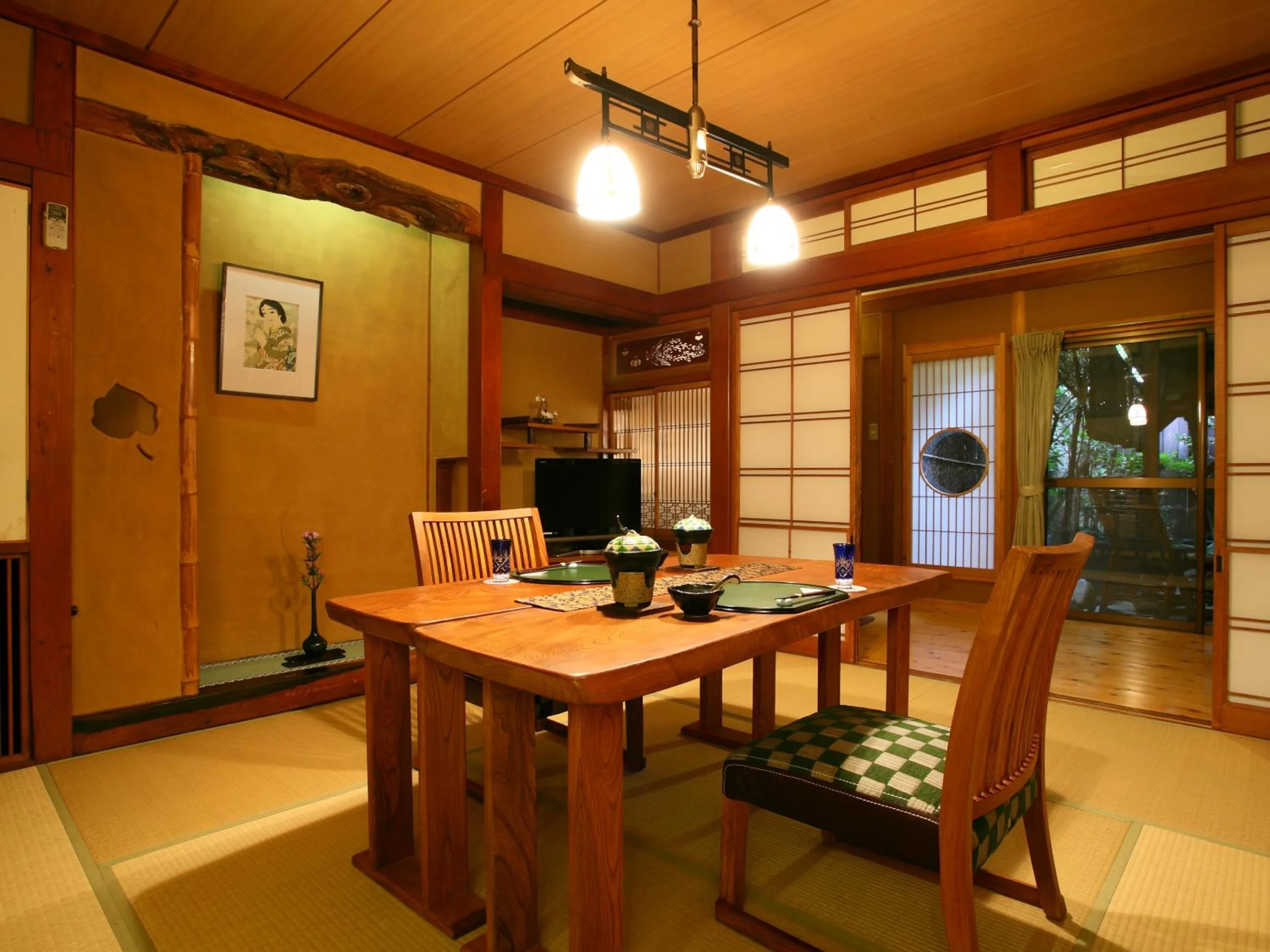 Photo of the whole room in Hanakanzashi