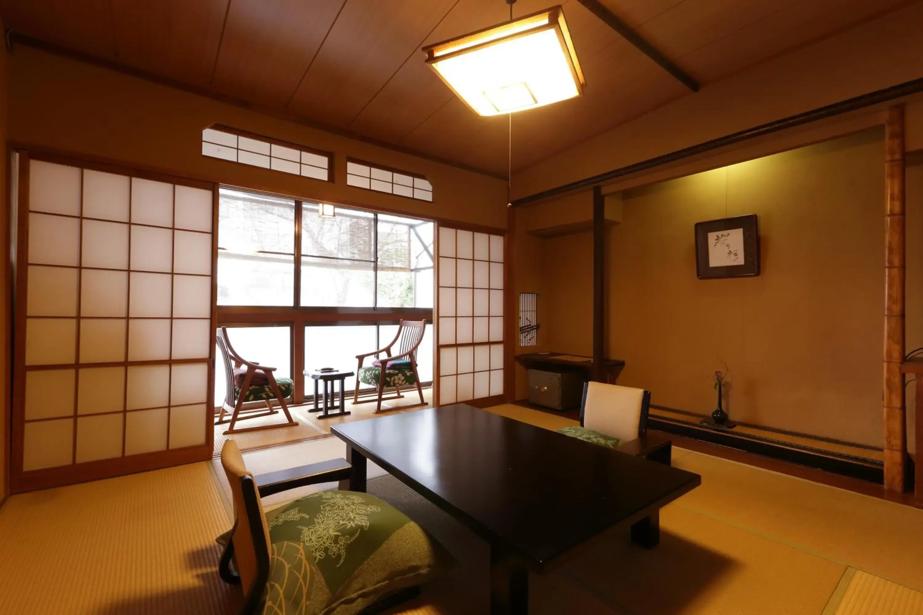 Photo of the whole room in Hanakanzashi Photo of the whole room in Hanakanzashi