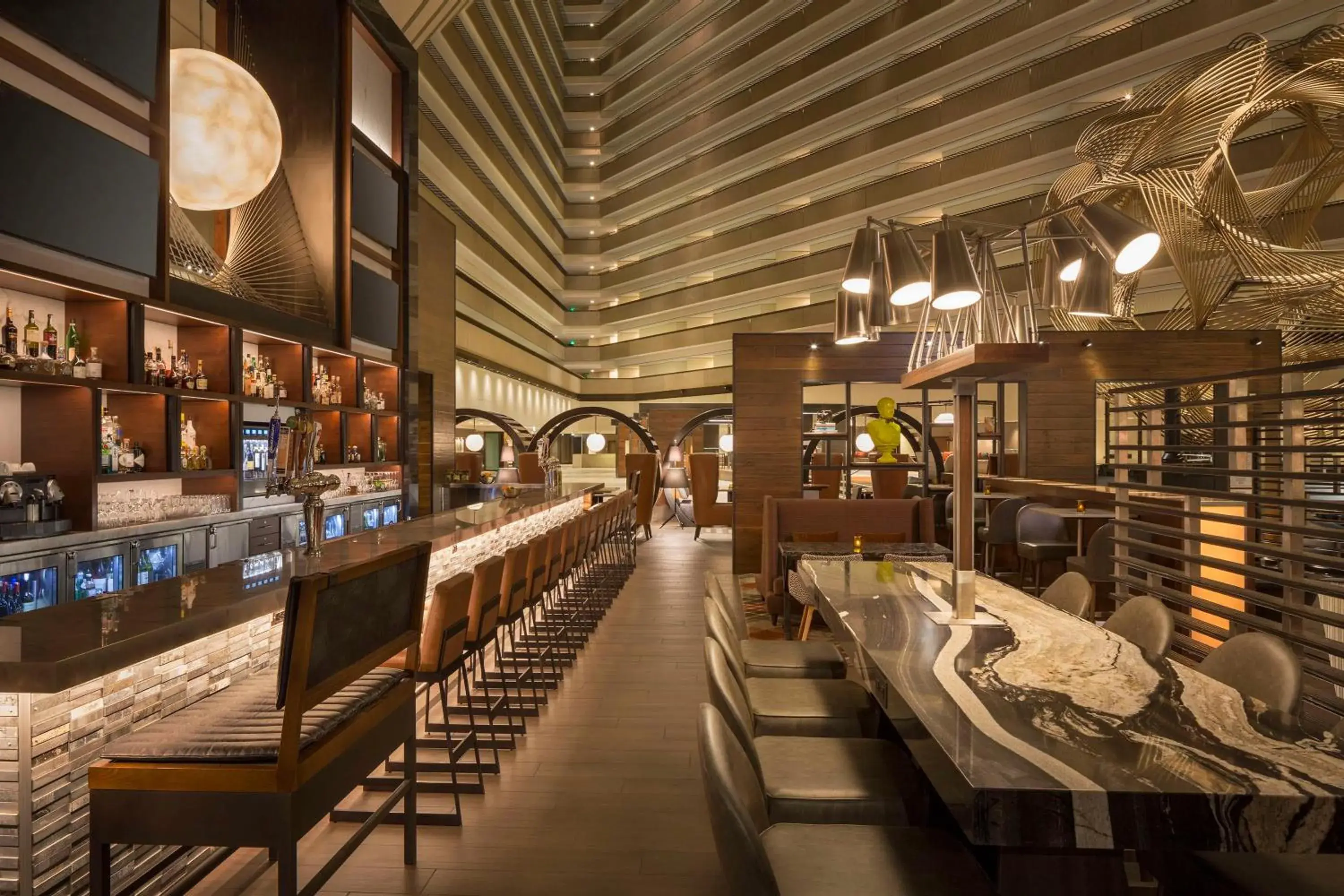 Pool view in Hyatt Regency San Francisco Pool view in Hyatt Regency San Francisco