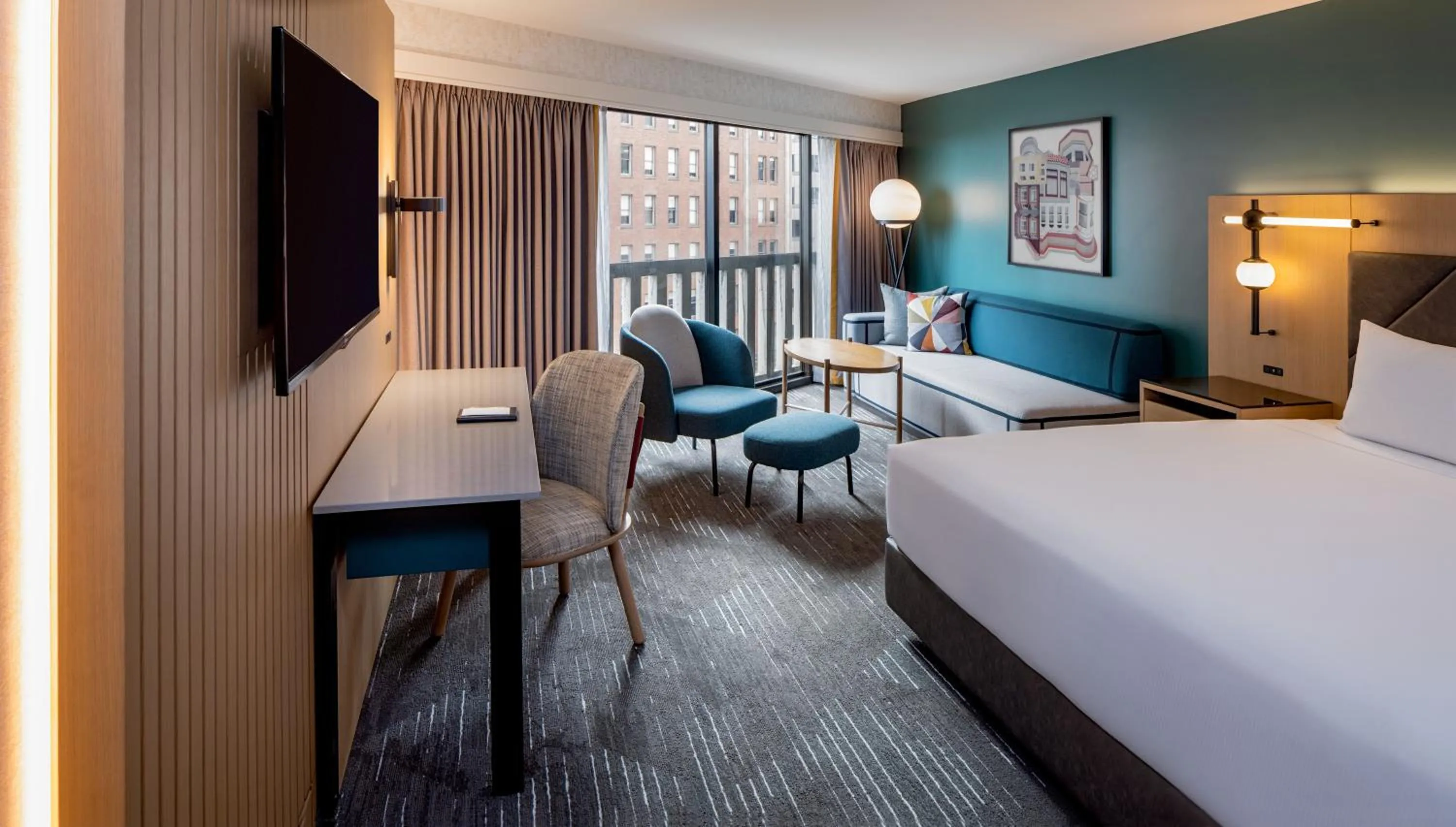 Bed in Hyatt Regency San Francisco