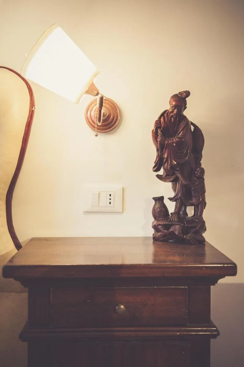 Decorative detail in Nomad B&B
