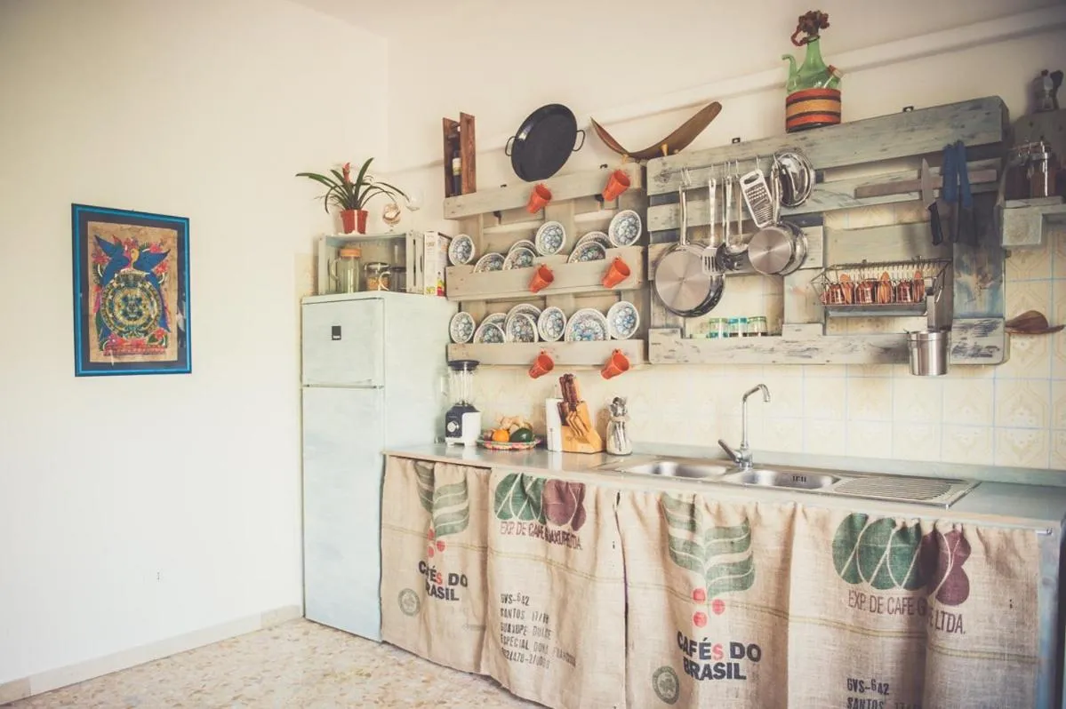 Kitchen or kitchenette in Nomad B&B