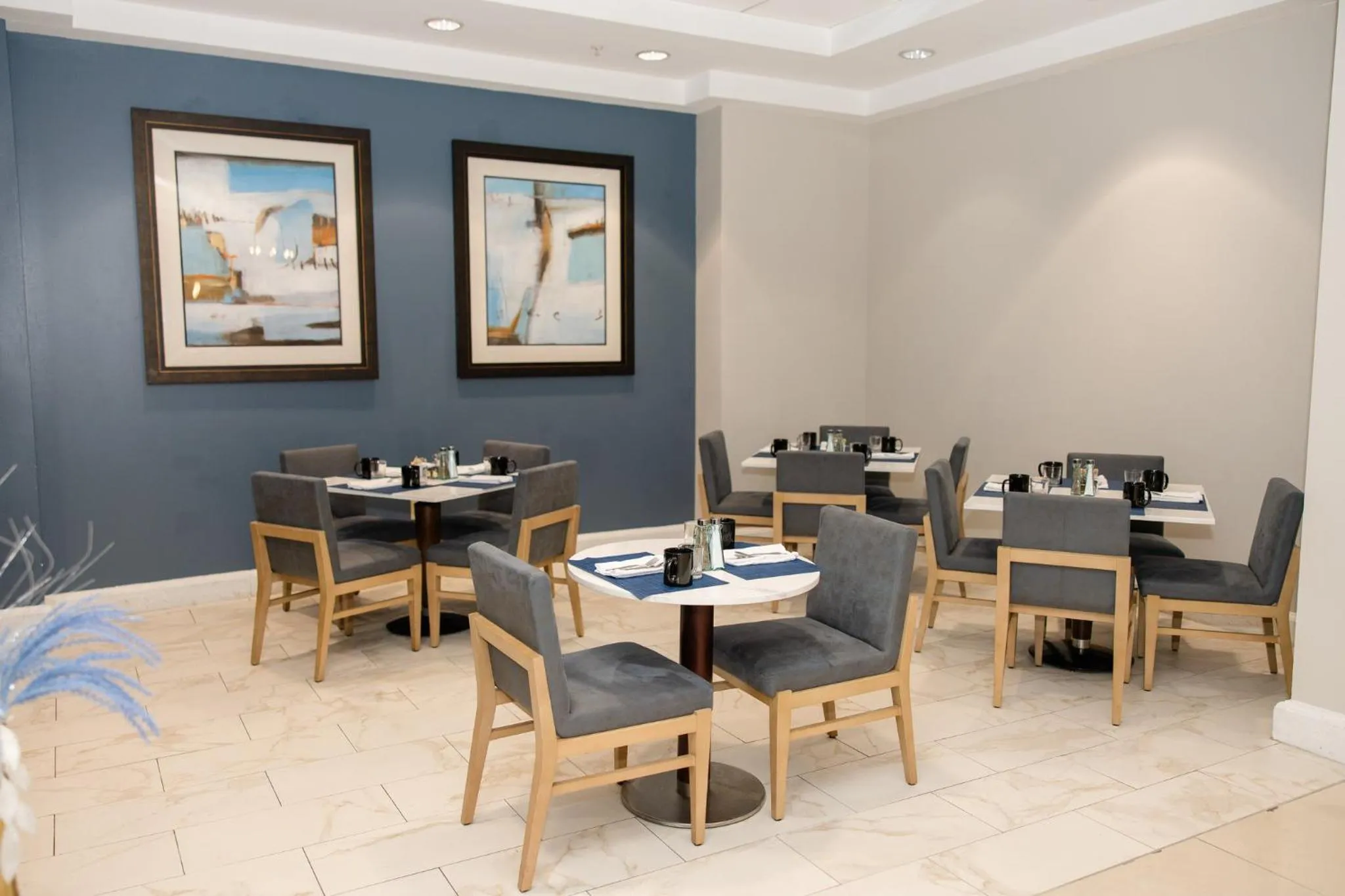 Breakfast in Crowne Plaza Orlando-Downtown by IHG