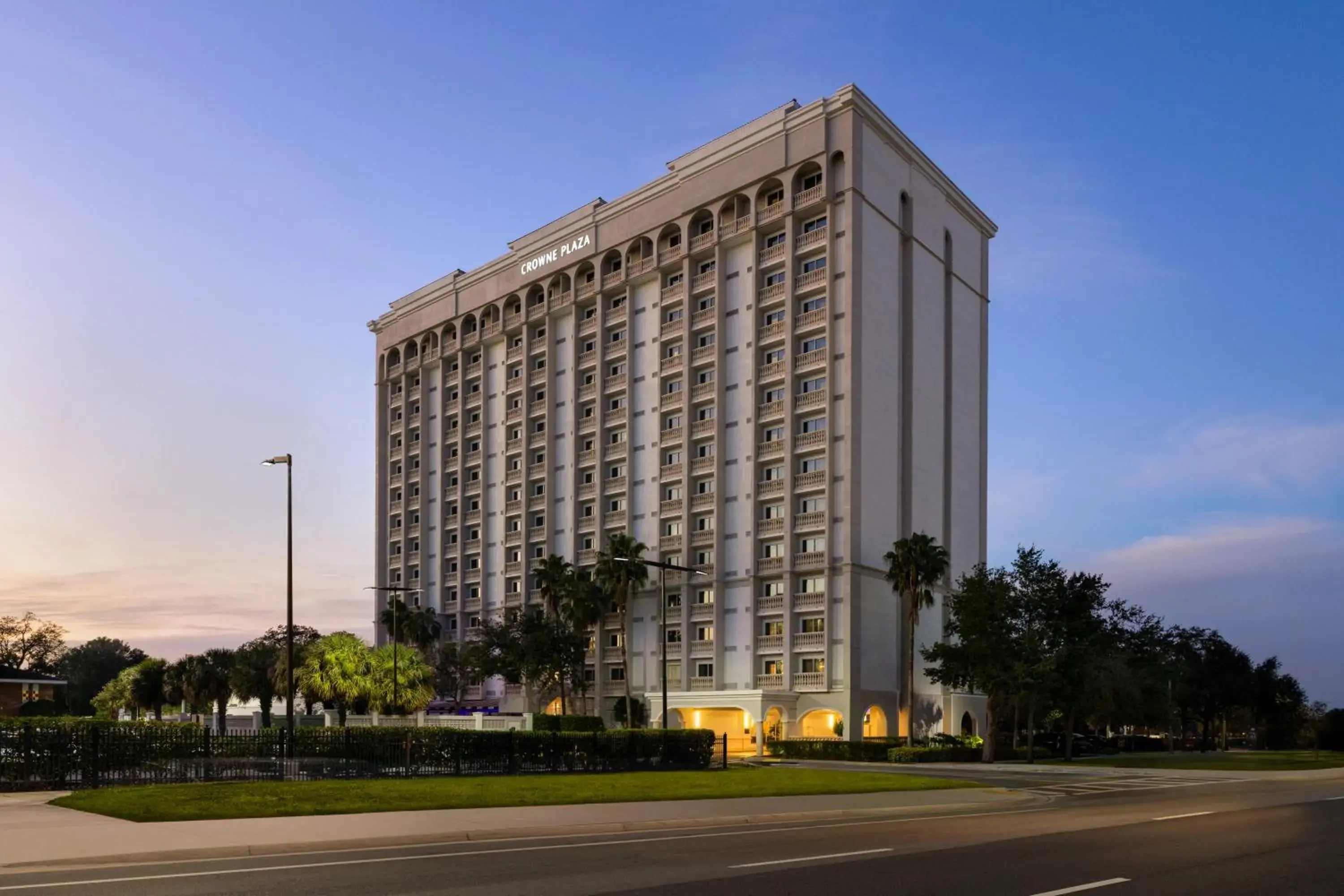 Crowne Plaza Orlando-Downtown by IHG Crowne Plaza Orlando-Downtown by IHG