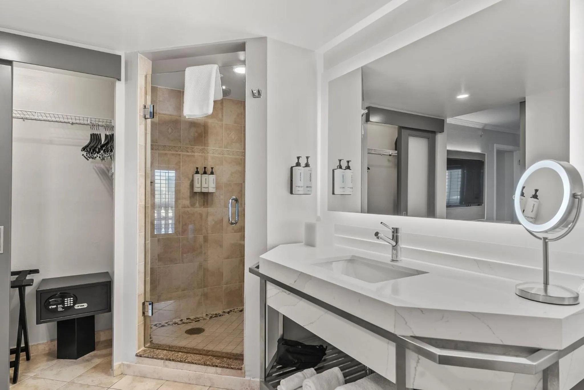 Bathroom in Crowne Plaza Orlando-Downtown by IHG