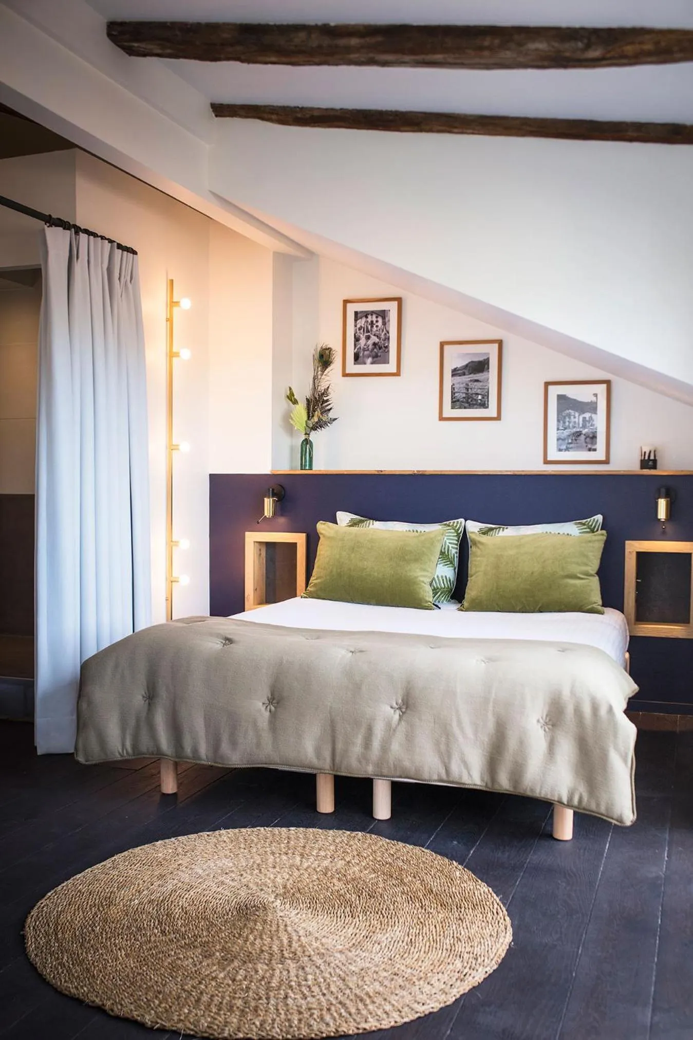 Bed in L'Auberge Basque-Relais & Châteaux