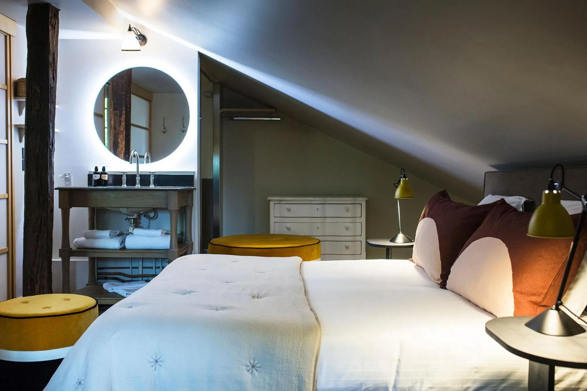 Bed in L'Auberge Basque-Relais & Châteaux