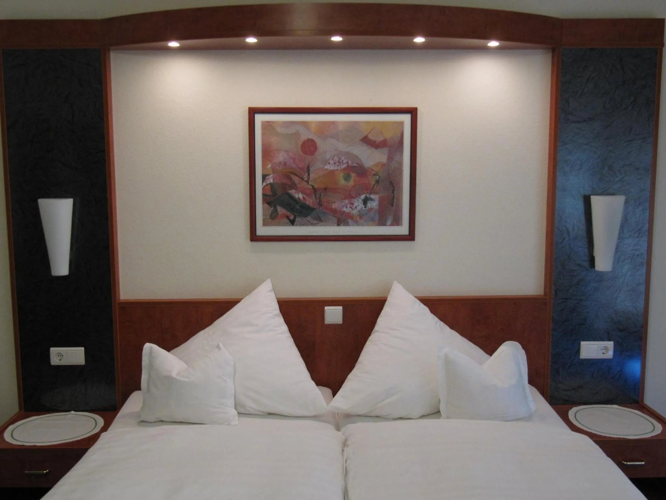 Bedroom, Bed in Hotel Pension Marie-Luise, Hotel garni,Therme plus