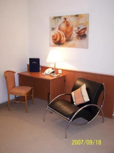 Seating area in Park Residence