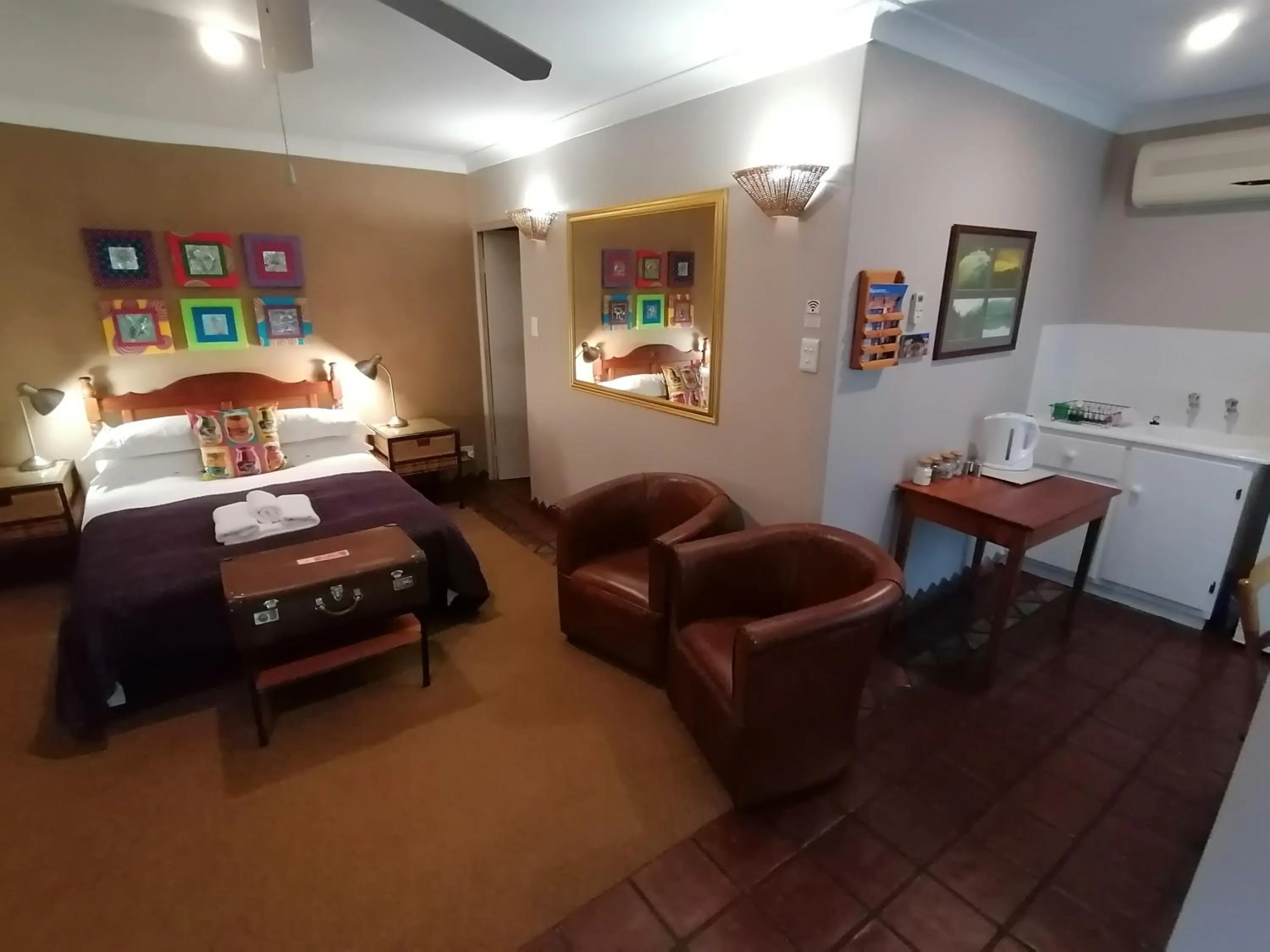 Photo of the whole room, Bed in Dias Guest House