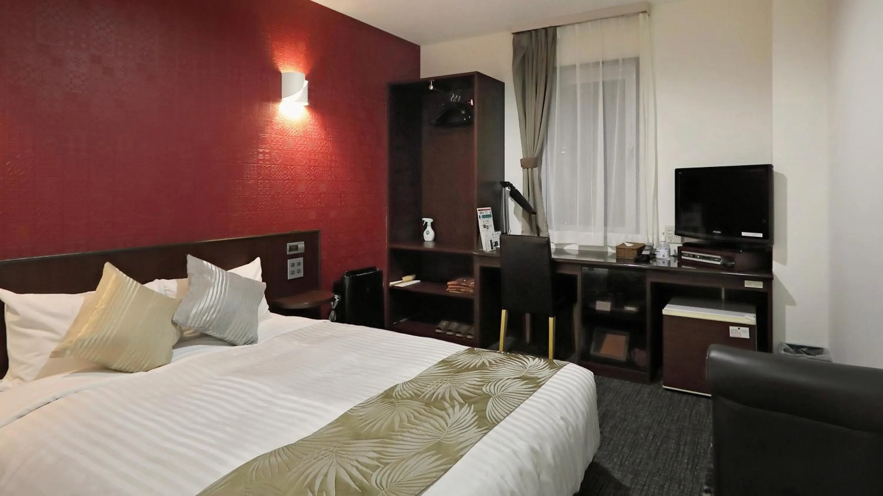 Bed in Hotel Annex Inn