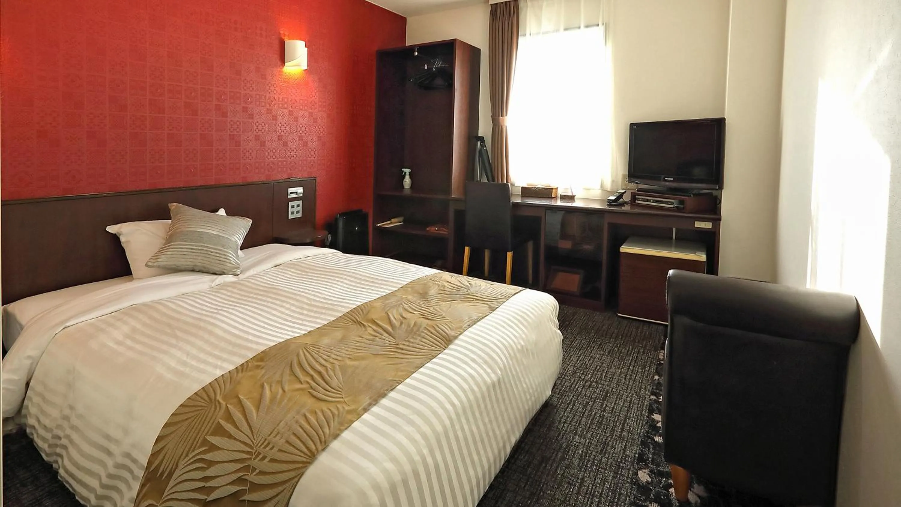 Bed in Hotel Annex Inn