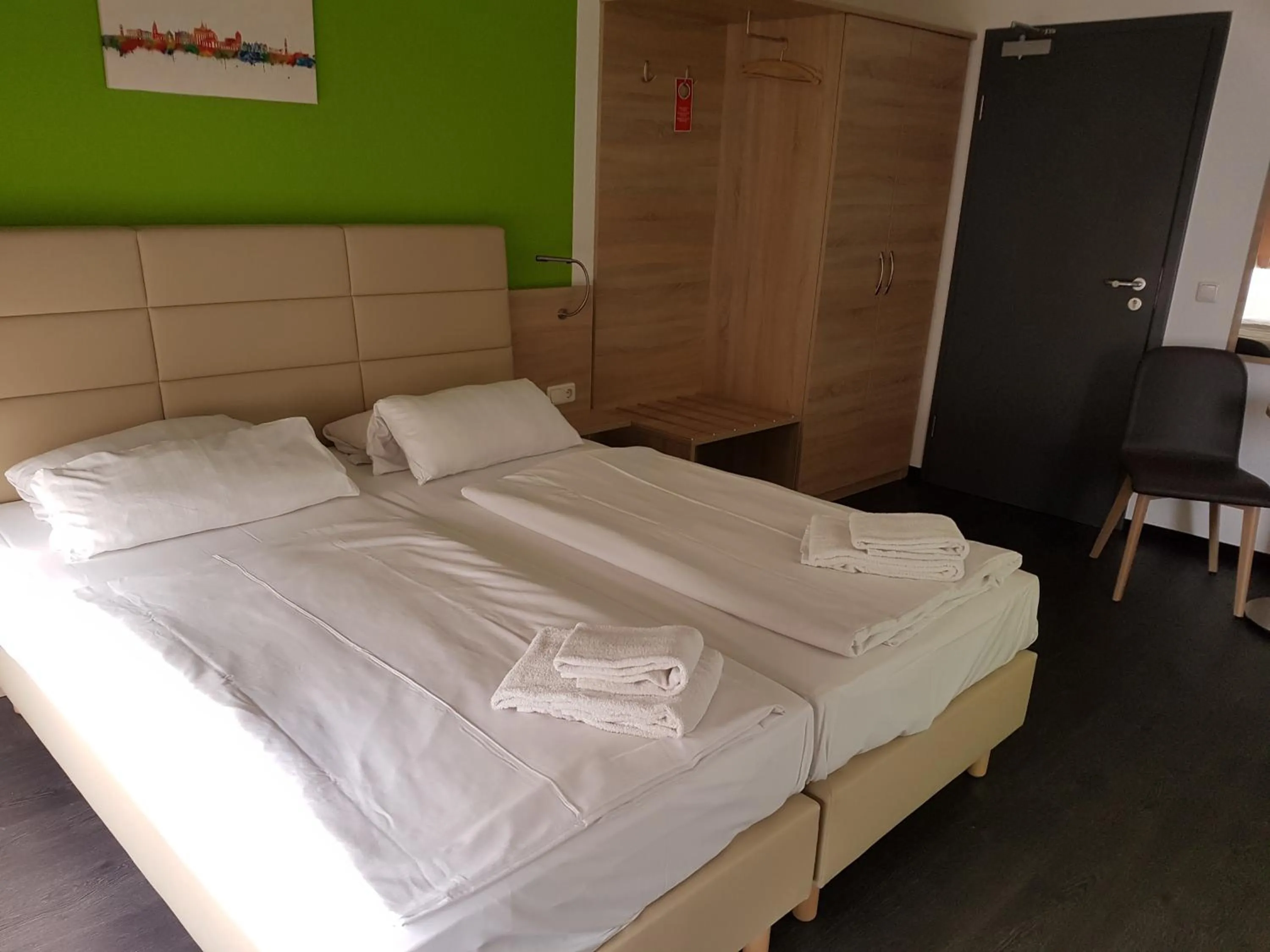 Property building, Bed in Hotel Citymaxx