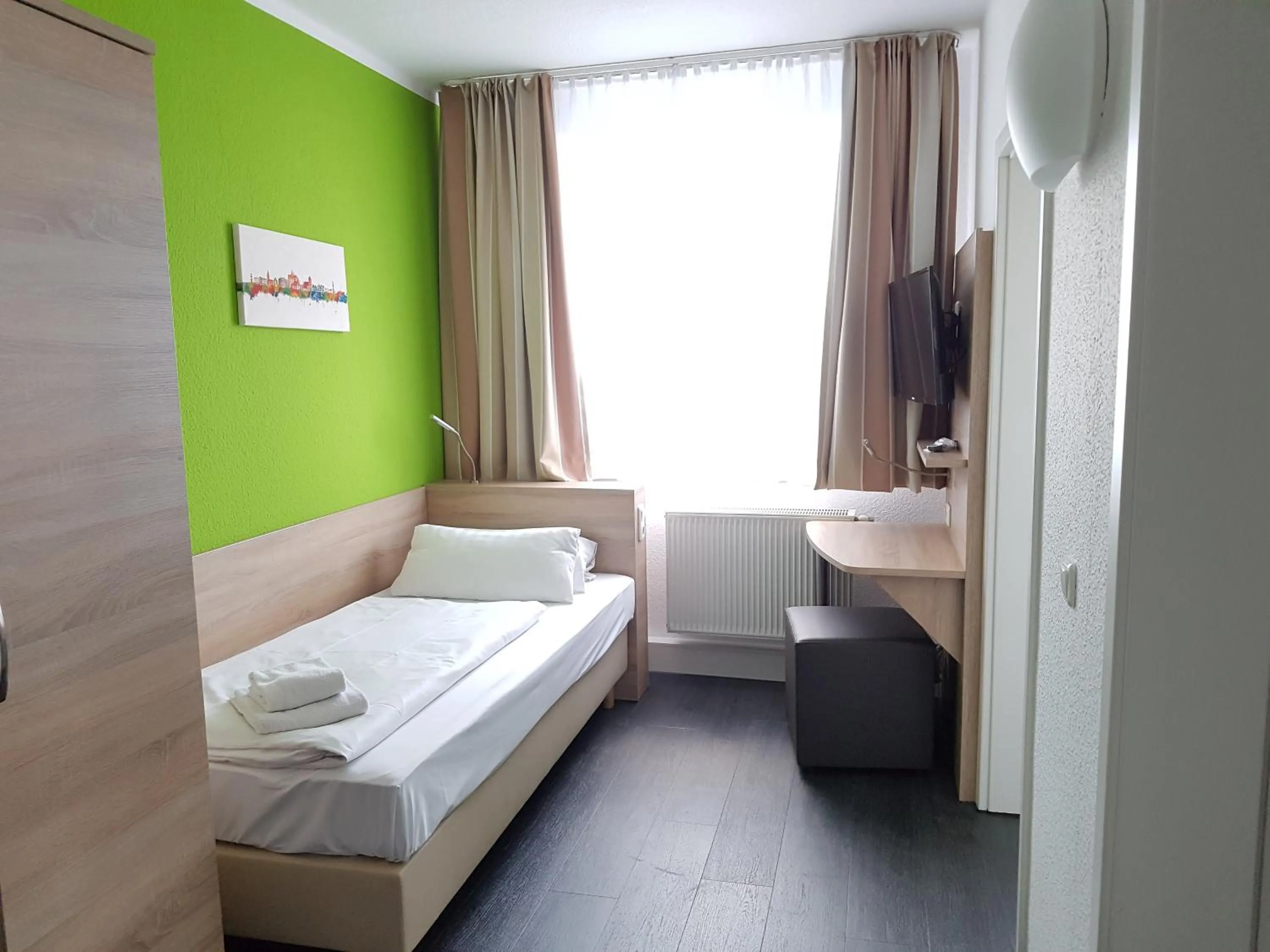 Property building, Bed in Hotel Citymaxx