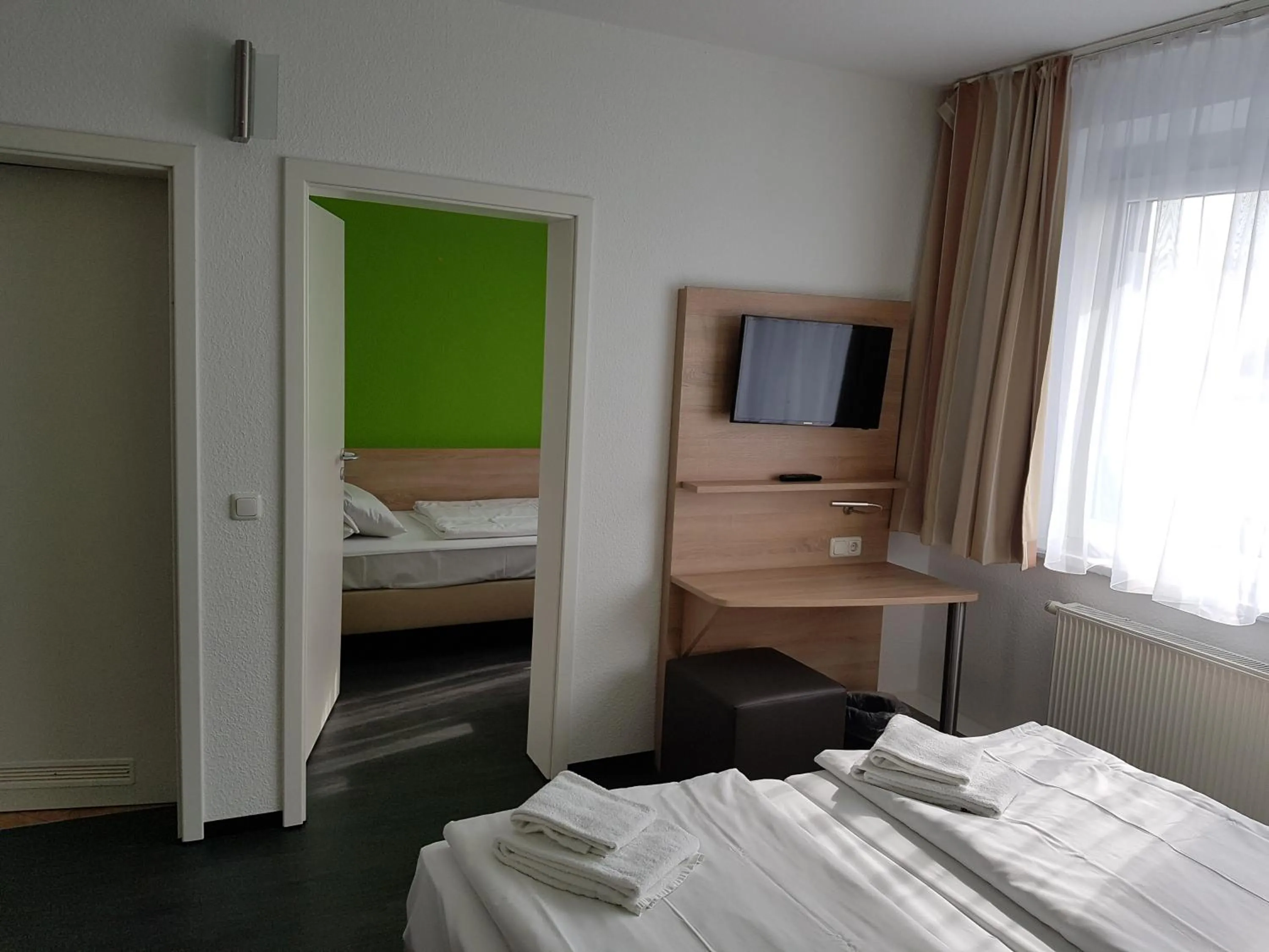 Property building, Bed in Hotel Citymaxx