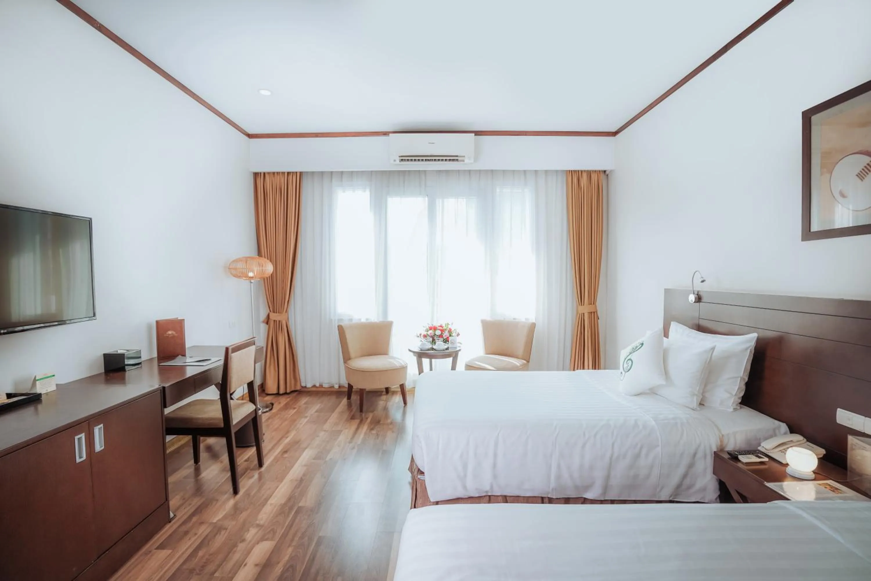 TV and multimedia, Bed in Thang Long Opera Hotel