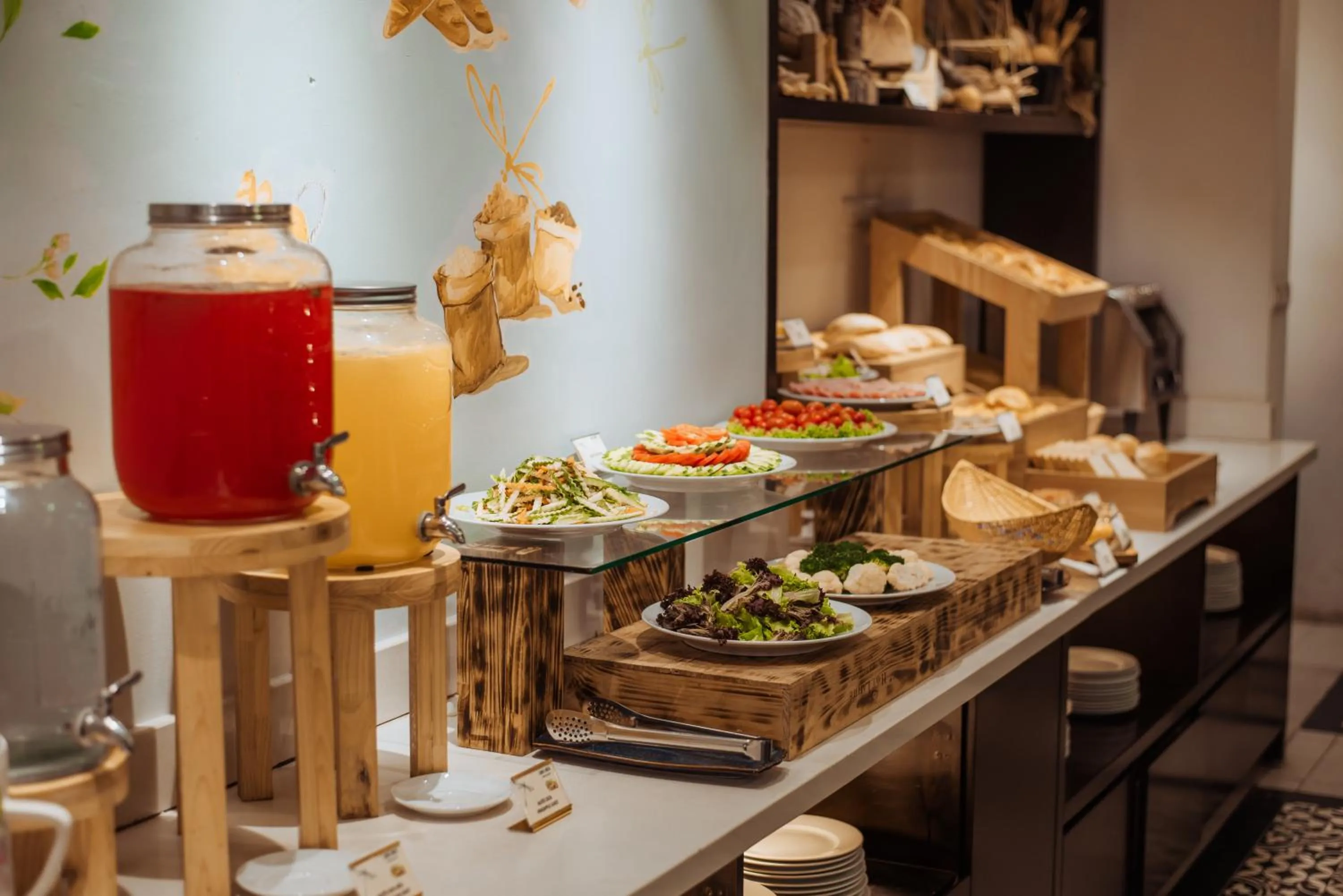 Food and drinks in Thang Long Opera Hotel