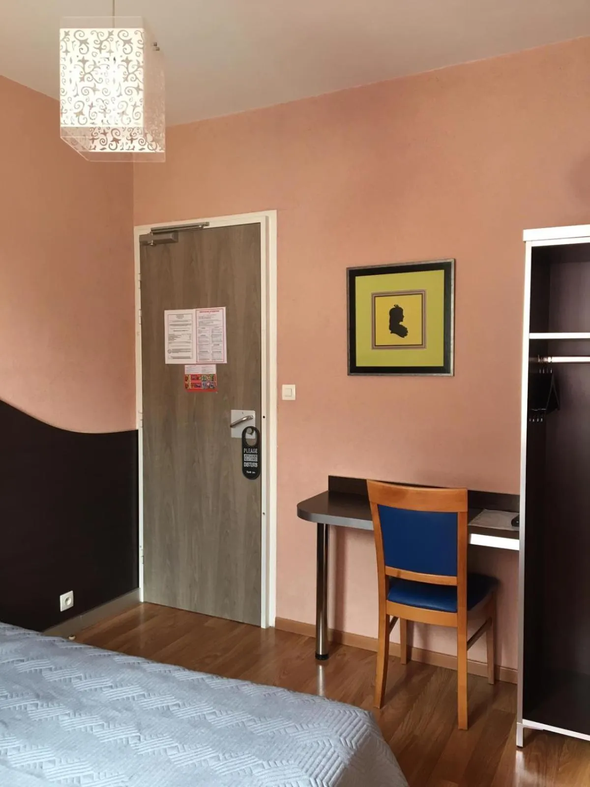 Bedroom, Bed in Hotel Val De Saone Lyon Caluire Rillieux