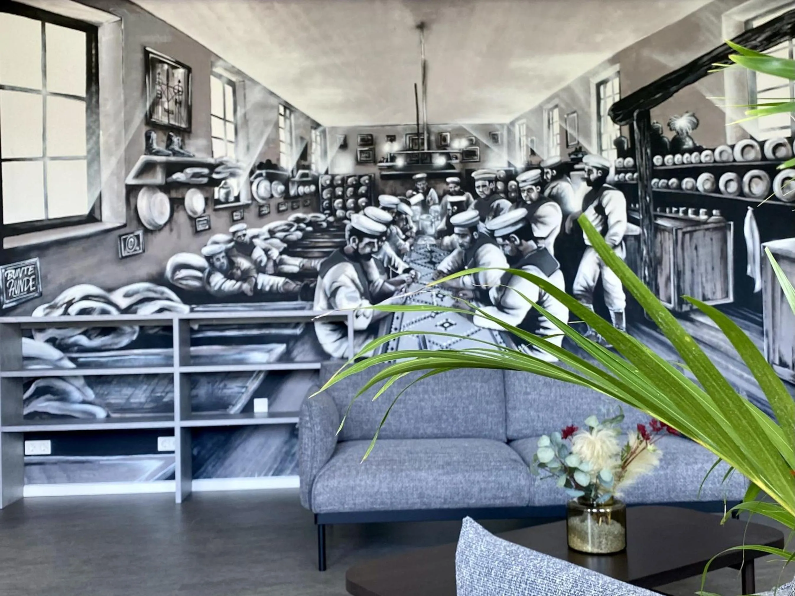 Communal lounge/ TV room in havenhostel Bremerhaven