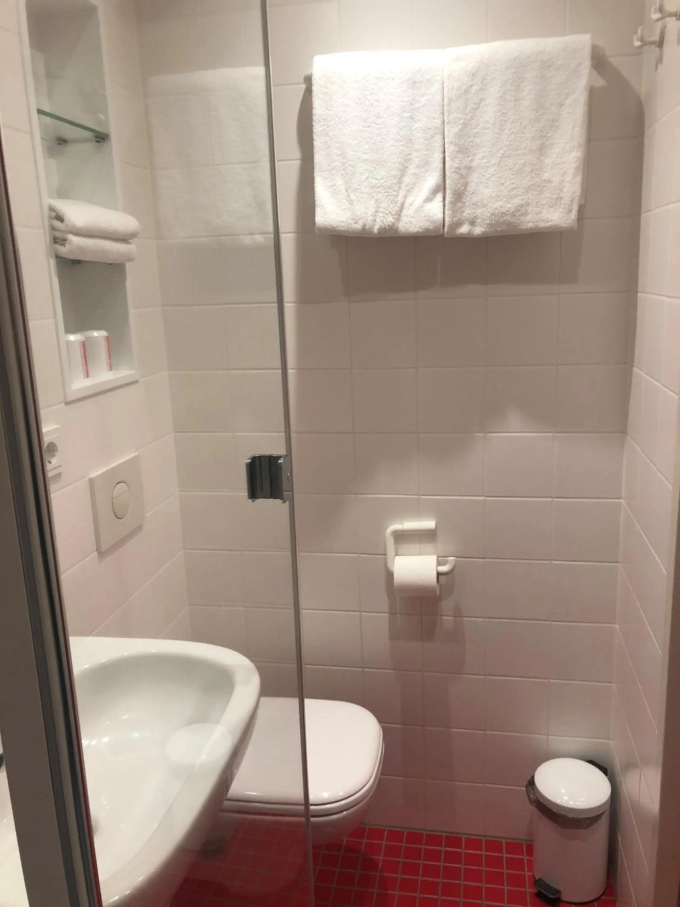 Bathroom in havenhostel Bremerhaven