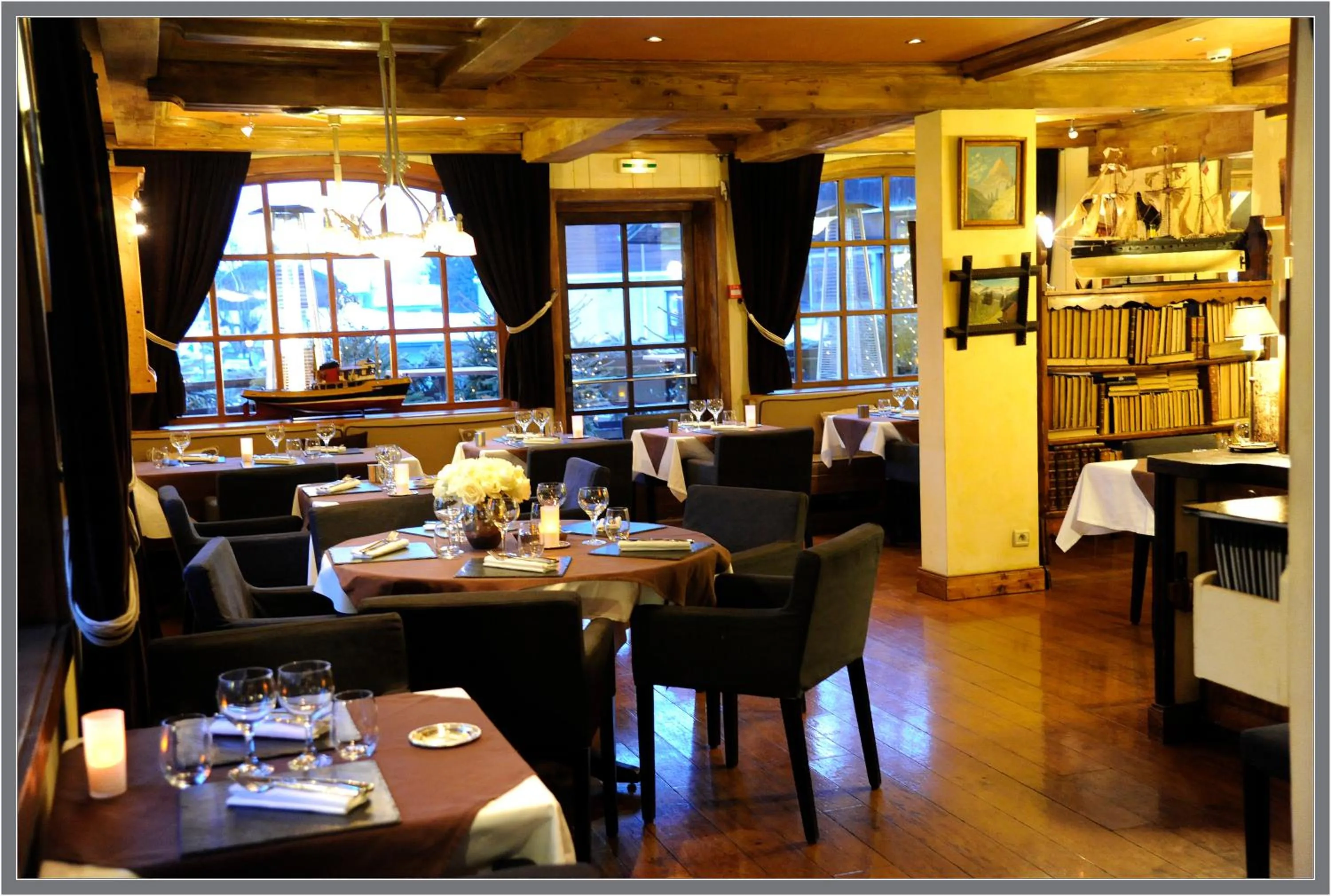 Restaurant/places to eat in Hôtel Saint-Georges