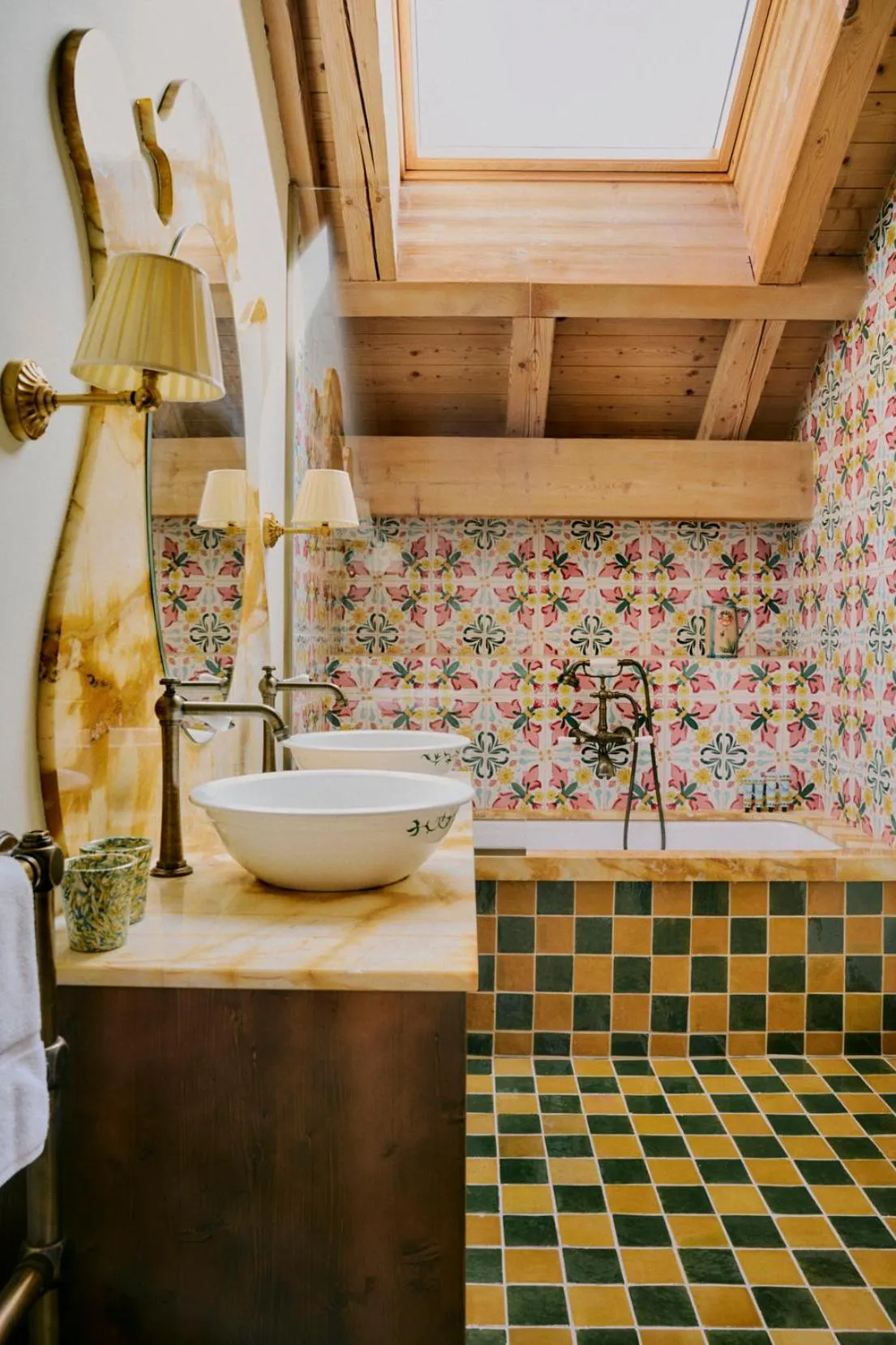 Bathroom in Hôtel Saint-Georges