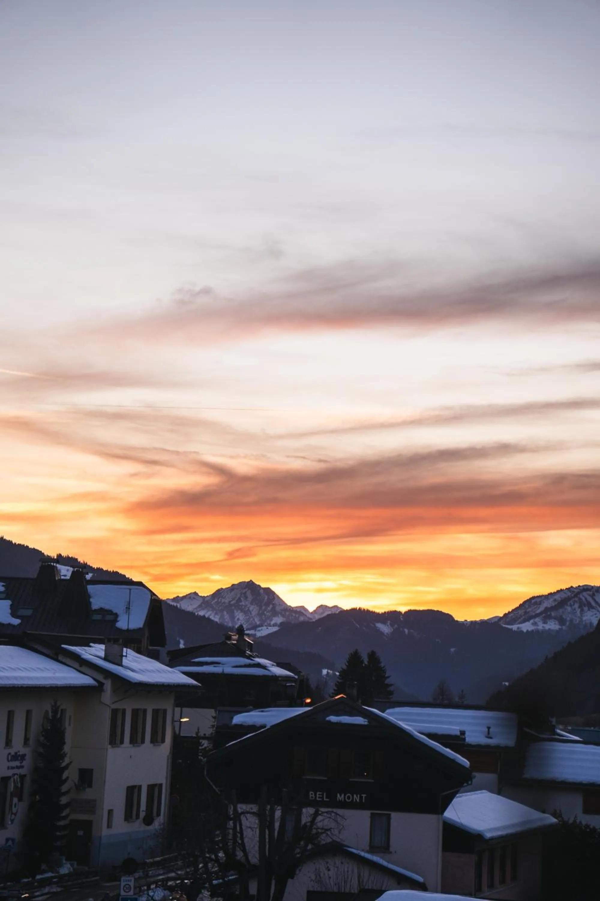 Natural landscape in Hôtel Saint-Georges Relais & Châteaux