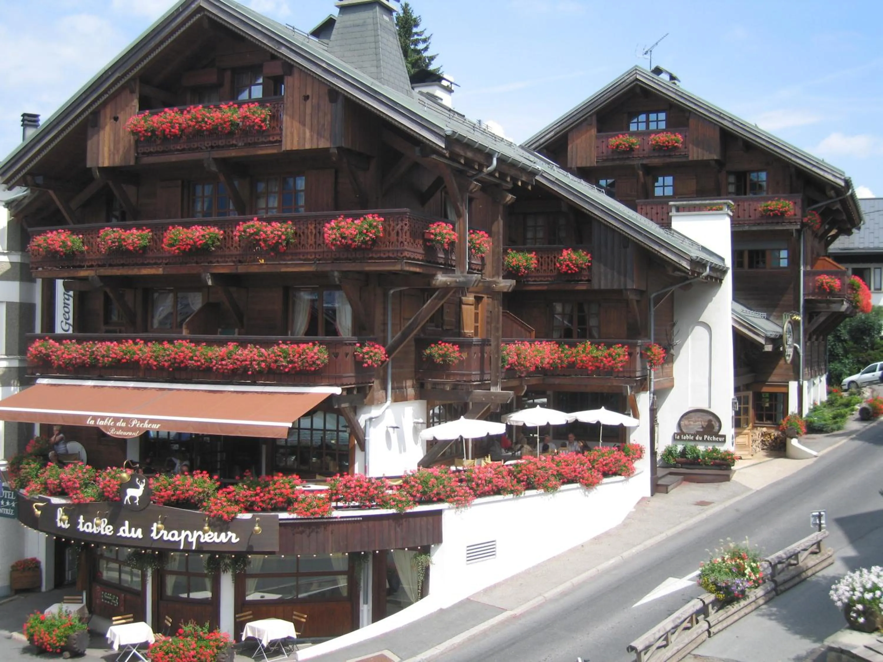 Facade/entrance in Hôtel Saint-Georges