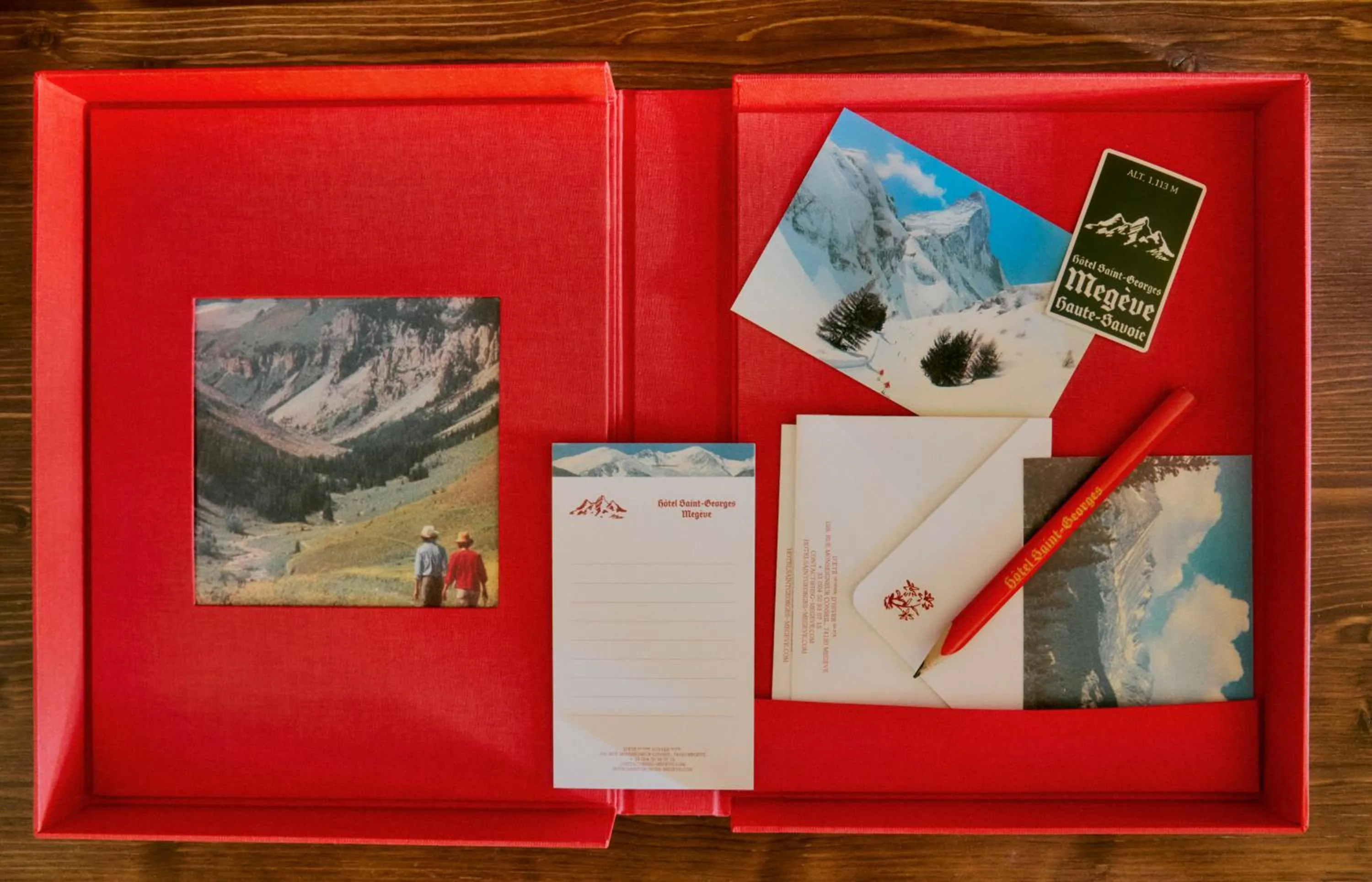 Decorative detail in Hôtel Saint-Georges Relais & Châteaux