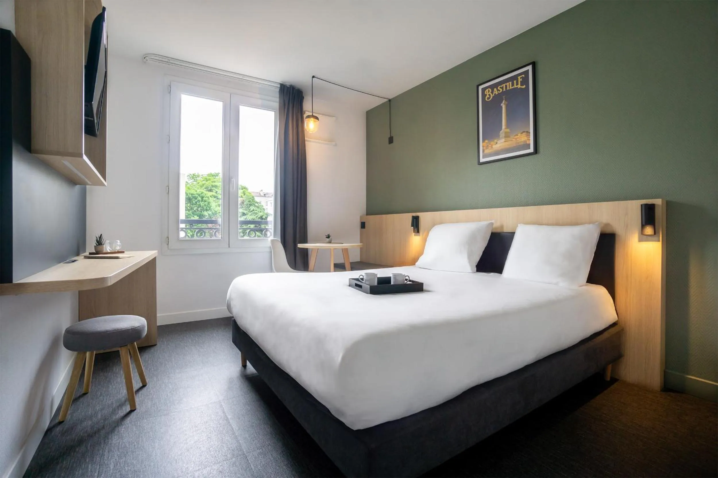 TV and multimedia, Bed in City Résidence Paris Saint-Maurice