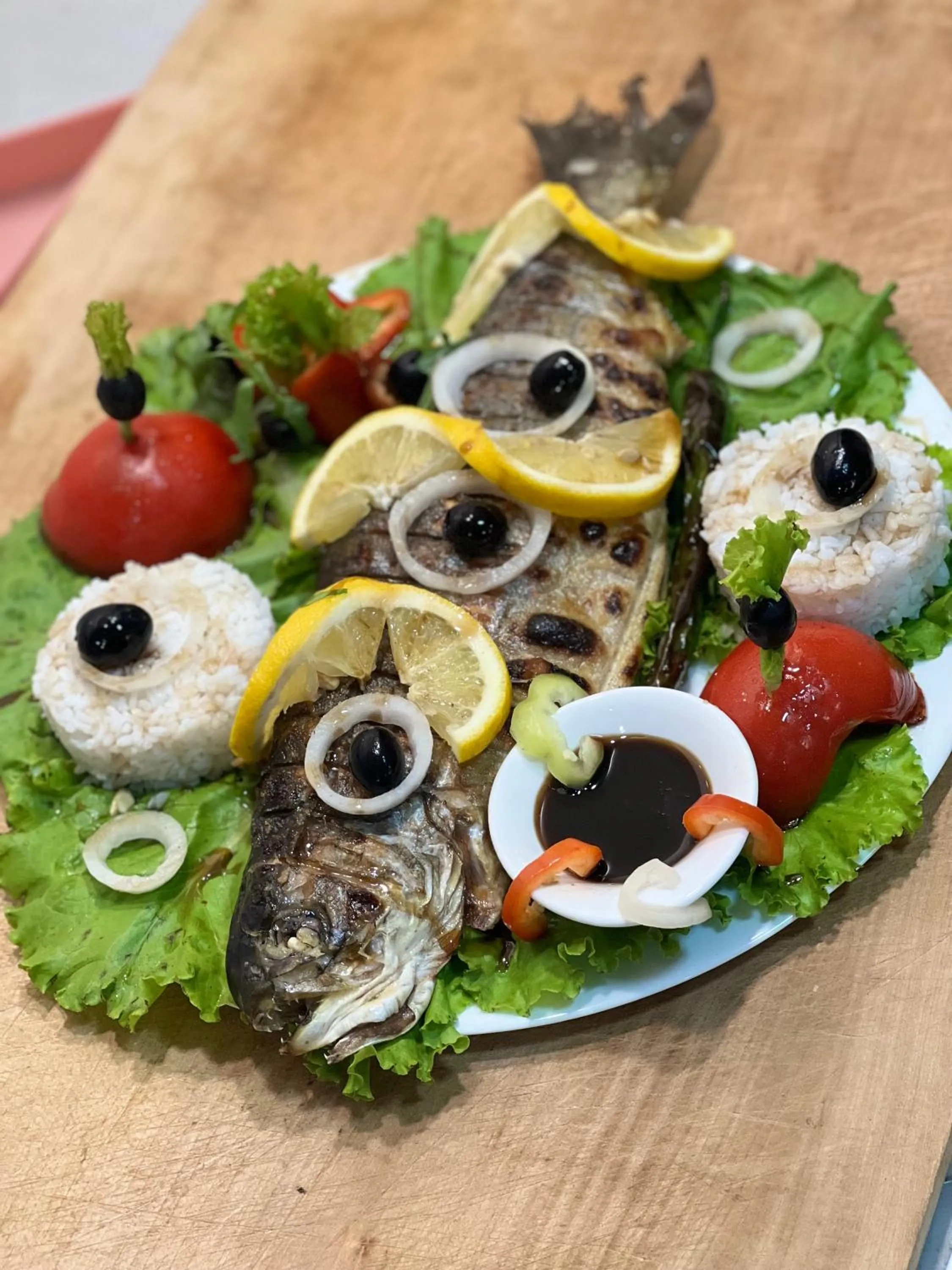 Restaurant/places to eat in GNS Hotel