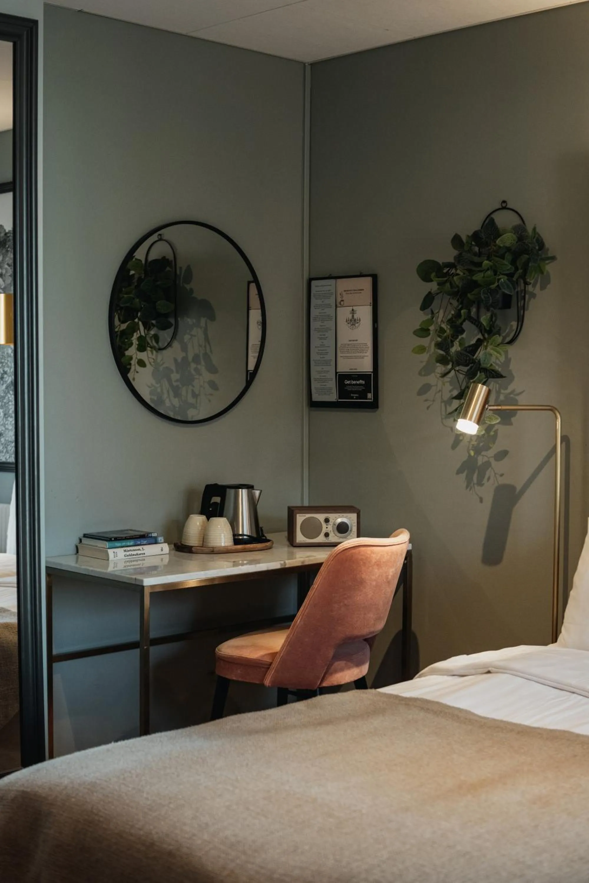 Coffee/tea facilities, Bed in Home Hotel Temperance