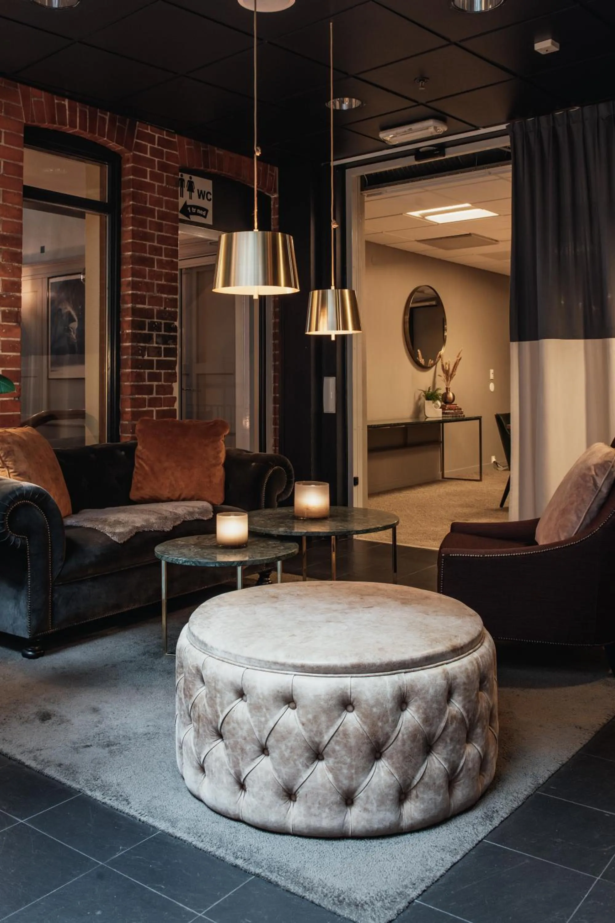 Seating area in Home Hotel Temperance