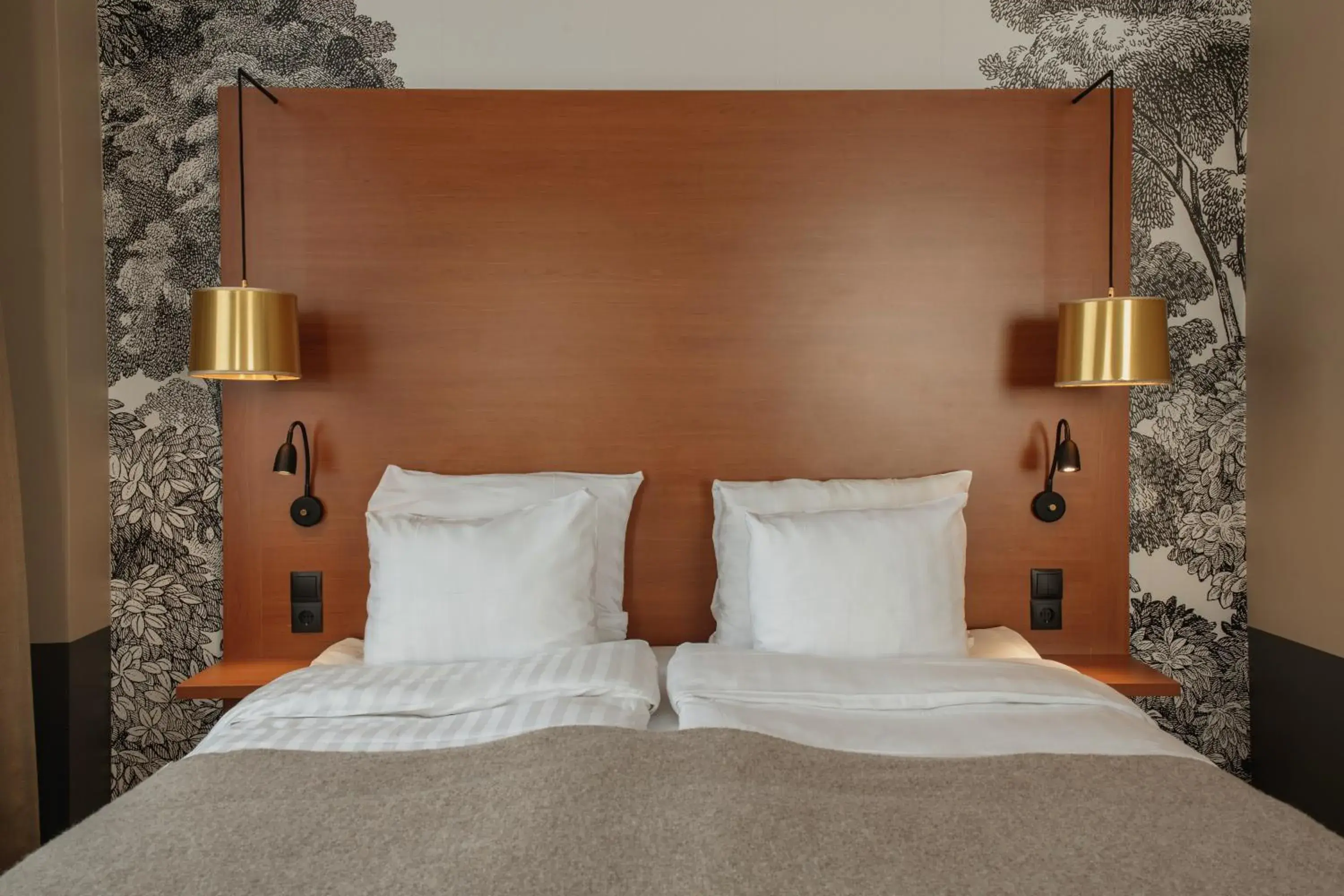 Bed in Home Hotel Temperance Bed in Home Hotel Temperance