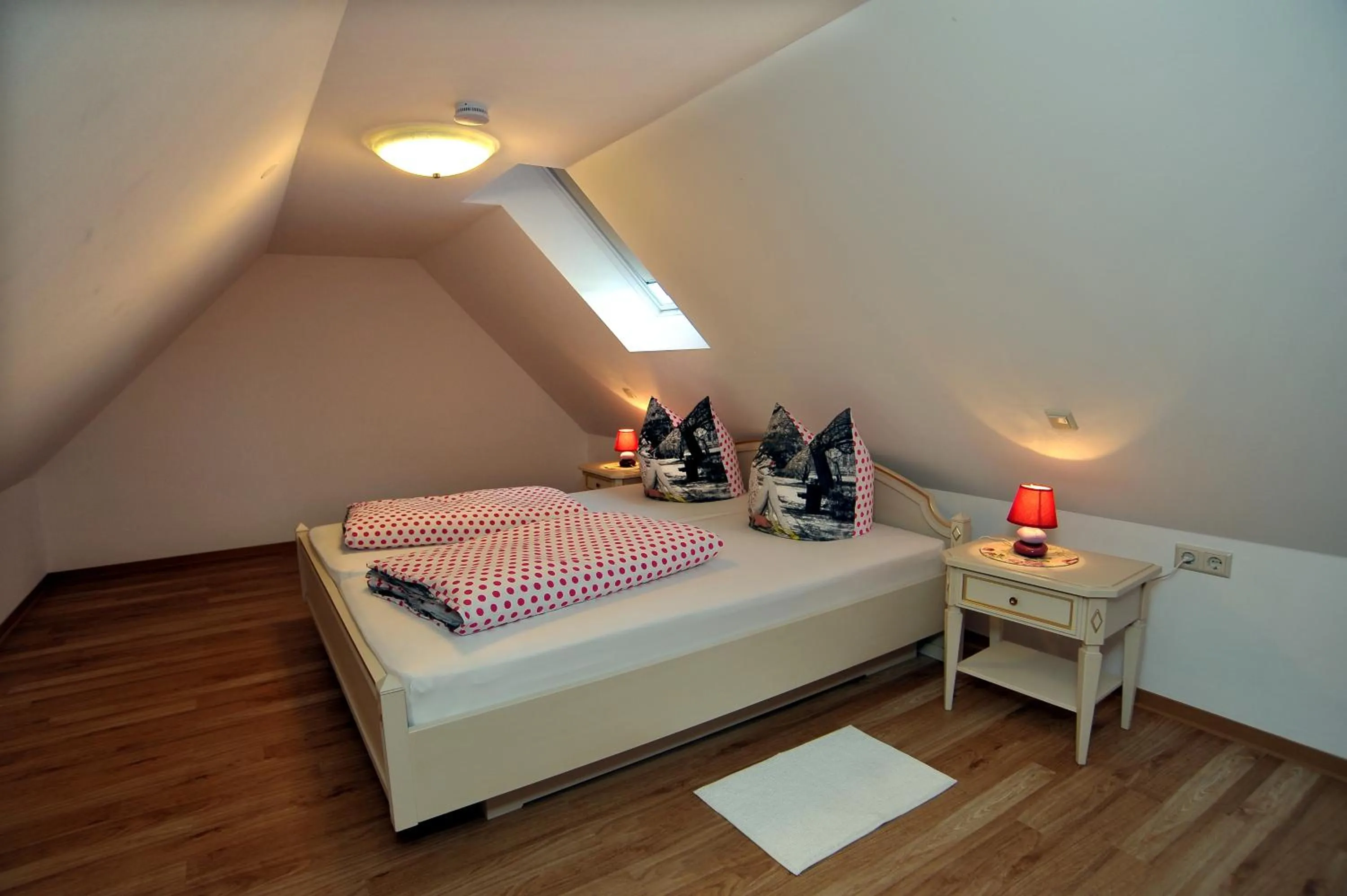 Bedroom, Bed in Villa Rosamunde