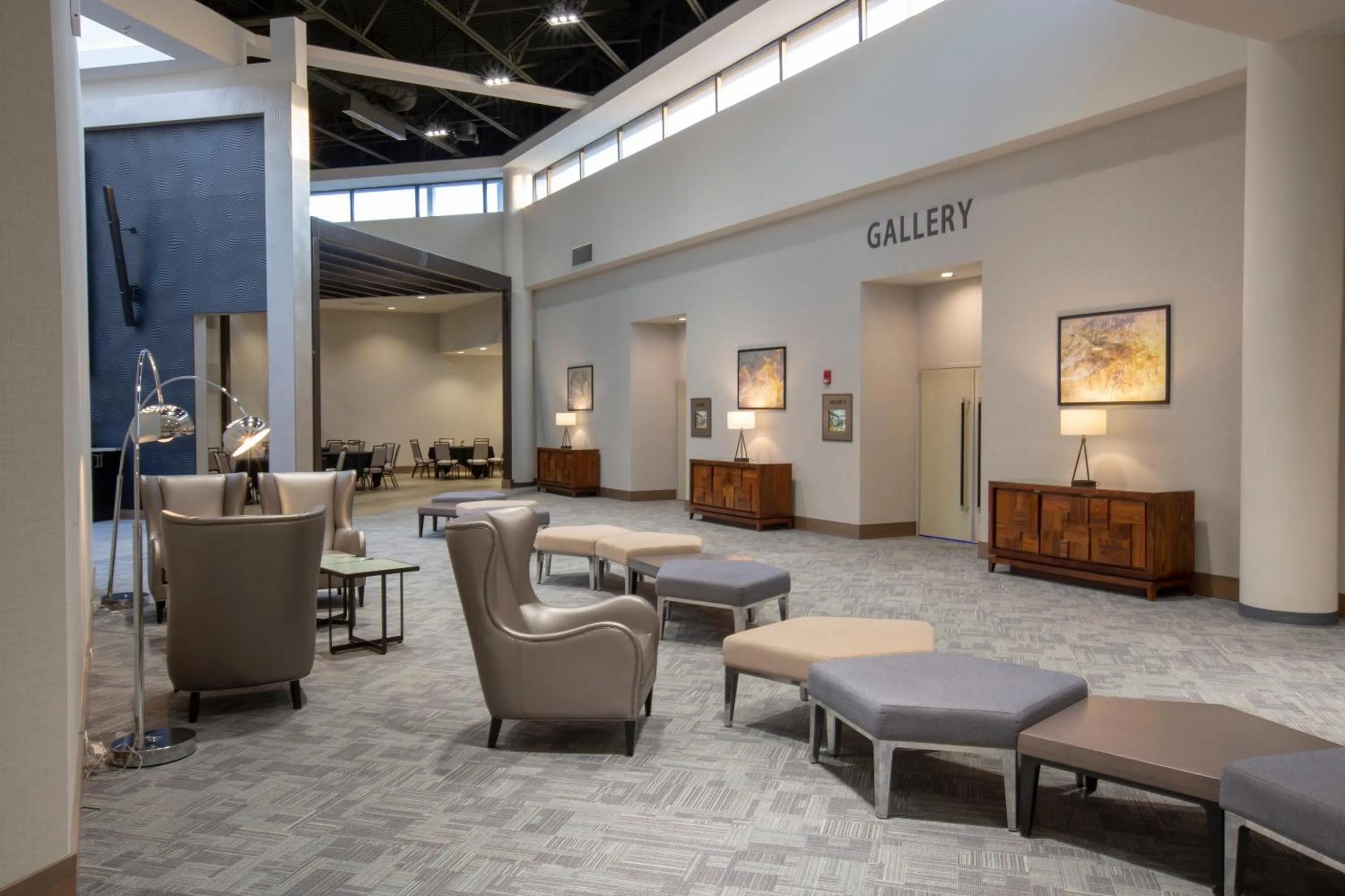 Meeting/conference room in Holiday Inn Orlando International Airport by IHG