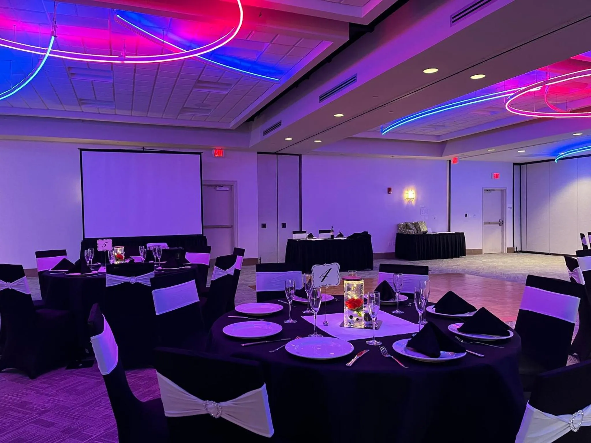 Meeting/conference room in Holiday Inn Orlando International Airport by IHG