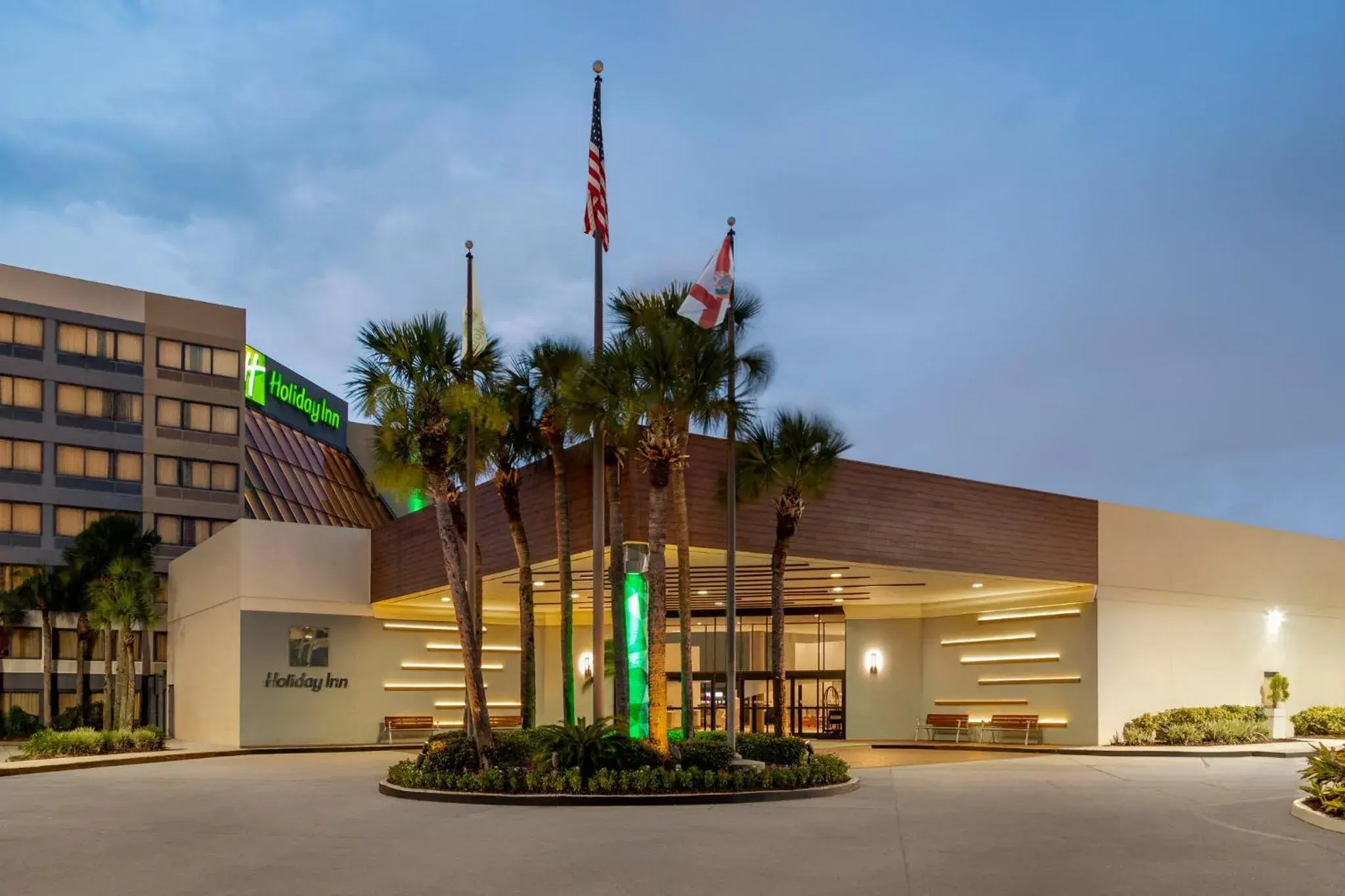 Property building in Holiday Inn Orlando International Airport by IHG Property building in Holiday Inn Orlando International Airport by IHG