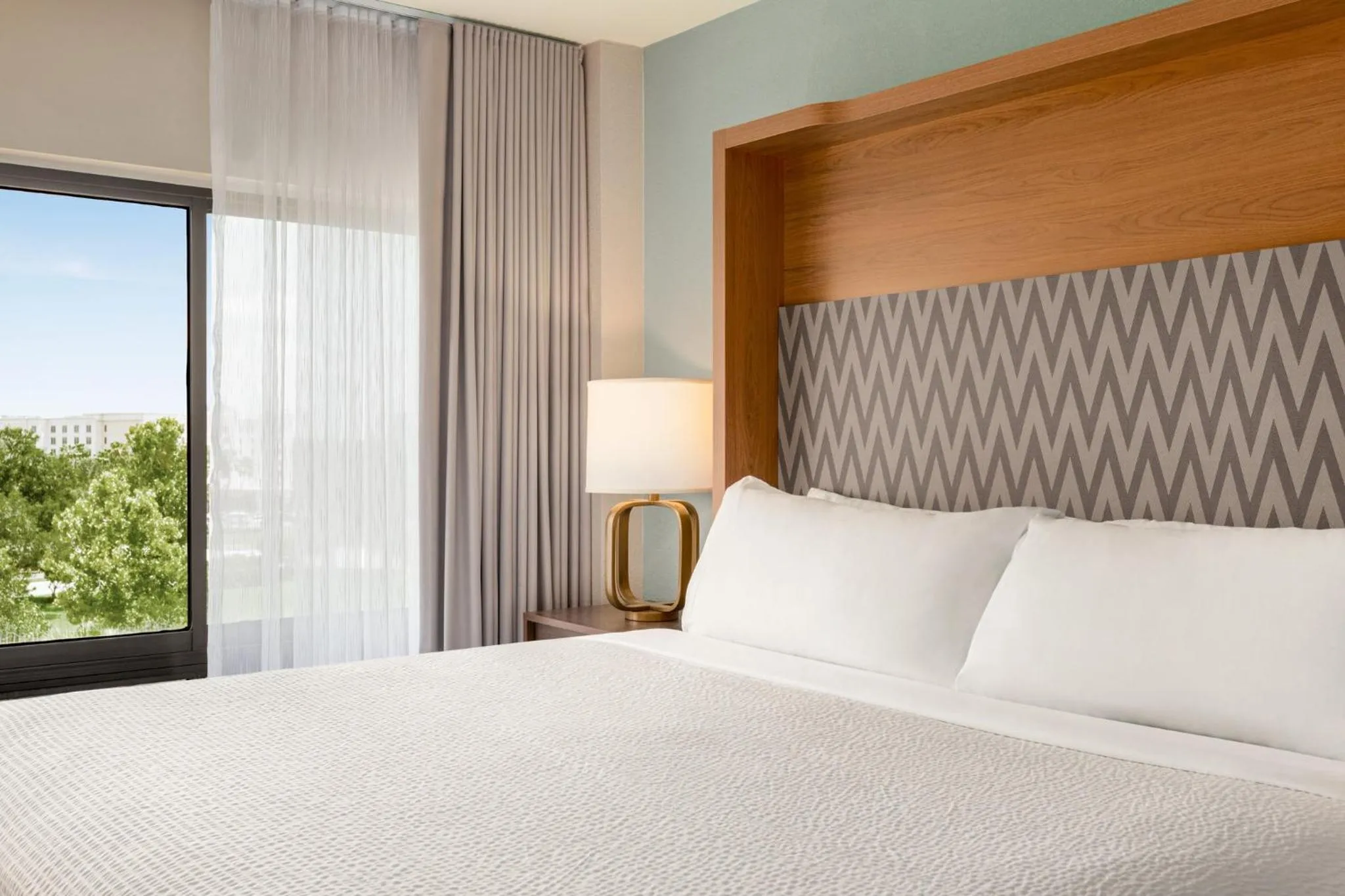 Photo of the whole room, Bed in Holiday Inn Orlando International Airport by IHG