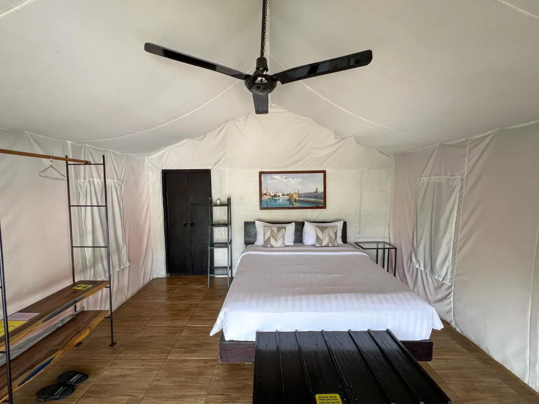 Zana Double Room in Trizara Resorts - Glam Camping Zana Double Room in Trizara Resorts - Glam Camping