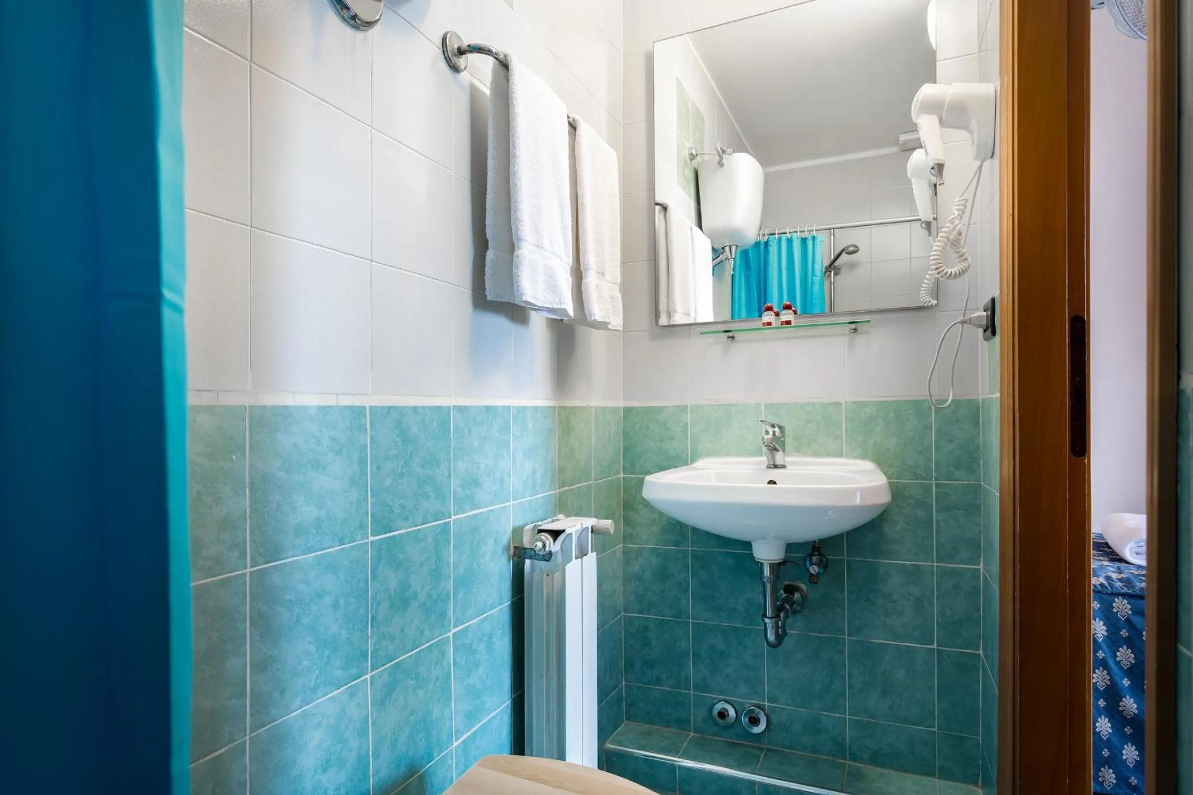 Shower in CASA MICOL - Centro Ƒirenze