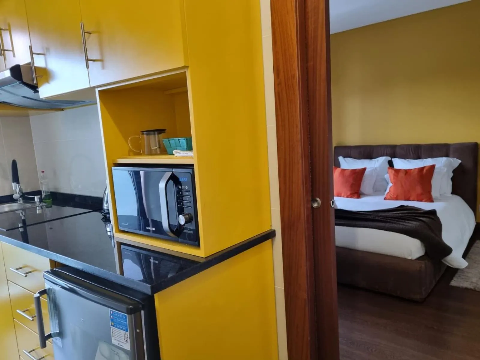 Kitchen or kitchenette, Bed in Casa das Origens