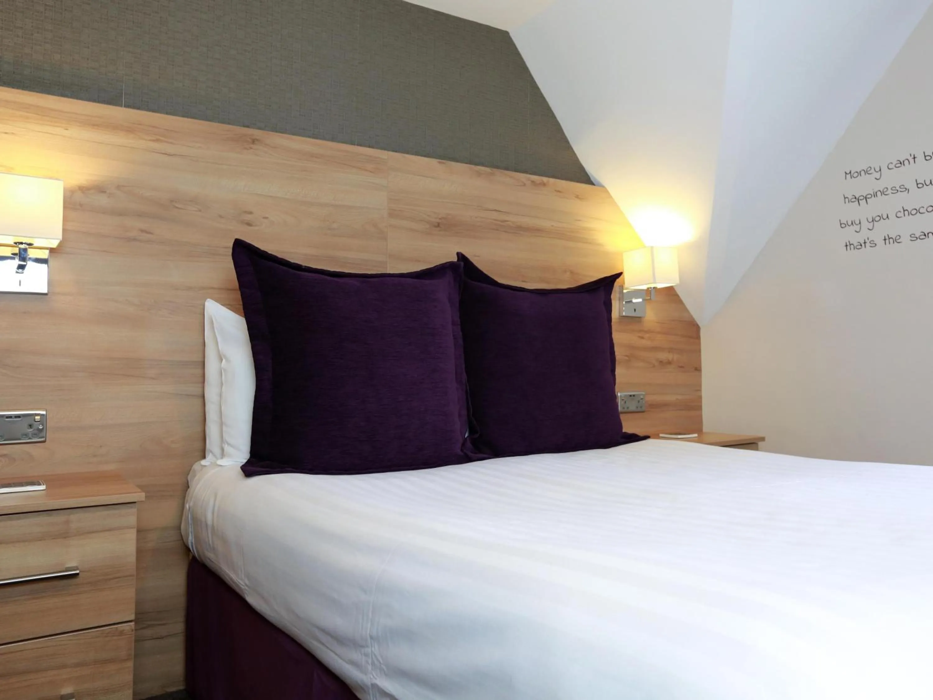 Bedroom, Bed in The Chocolate Box Guest House