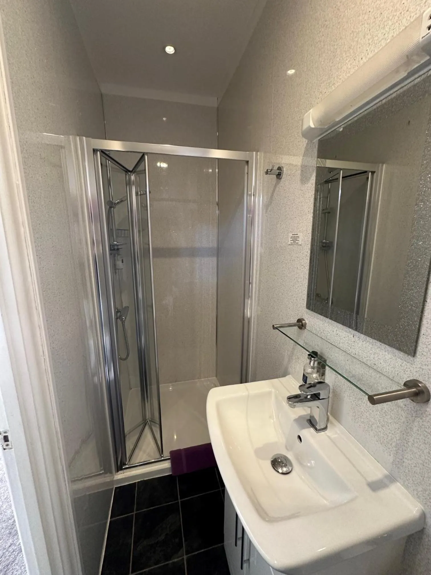 Bathroom in The Chocolate Box Guest House