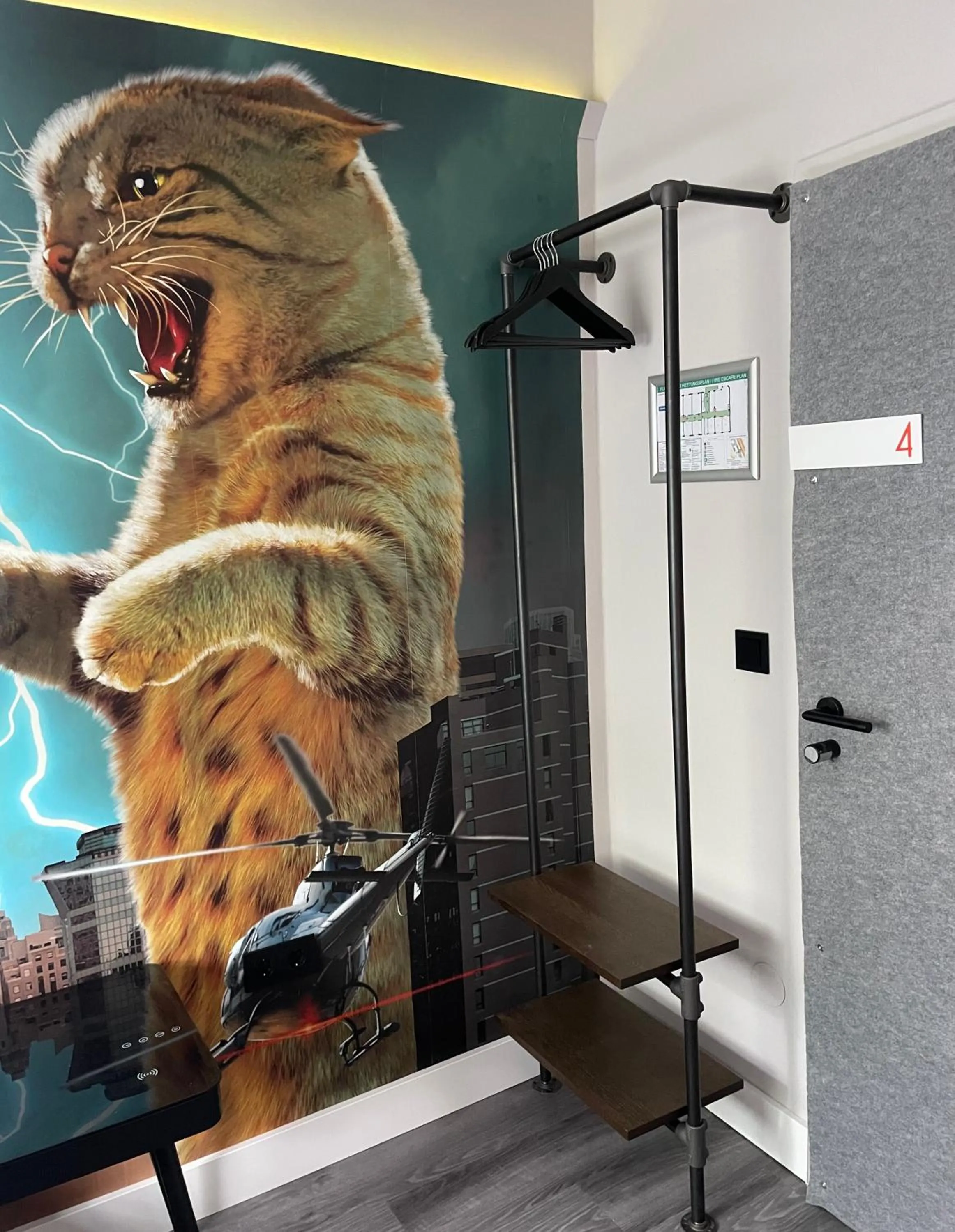 wardrobe in CitySurfer44