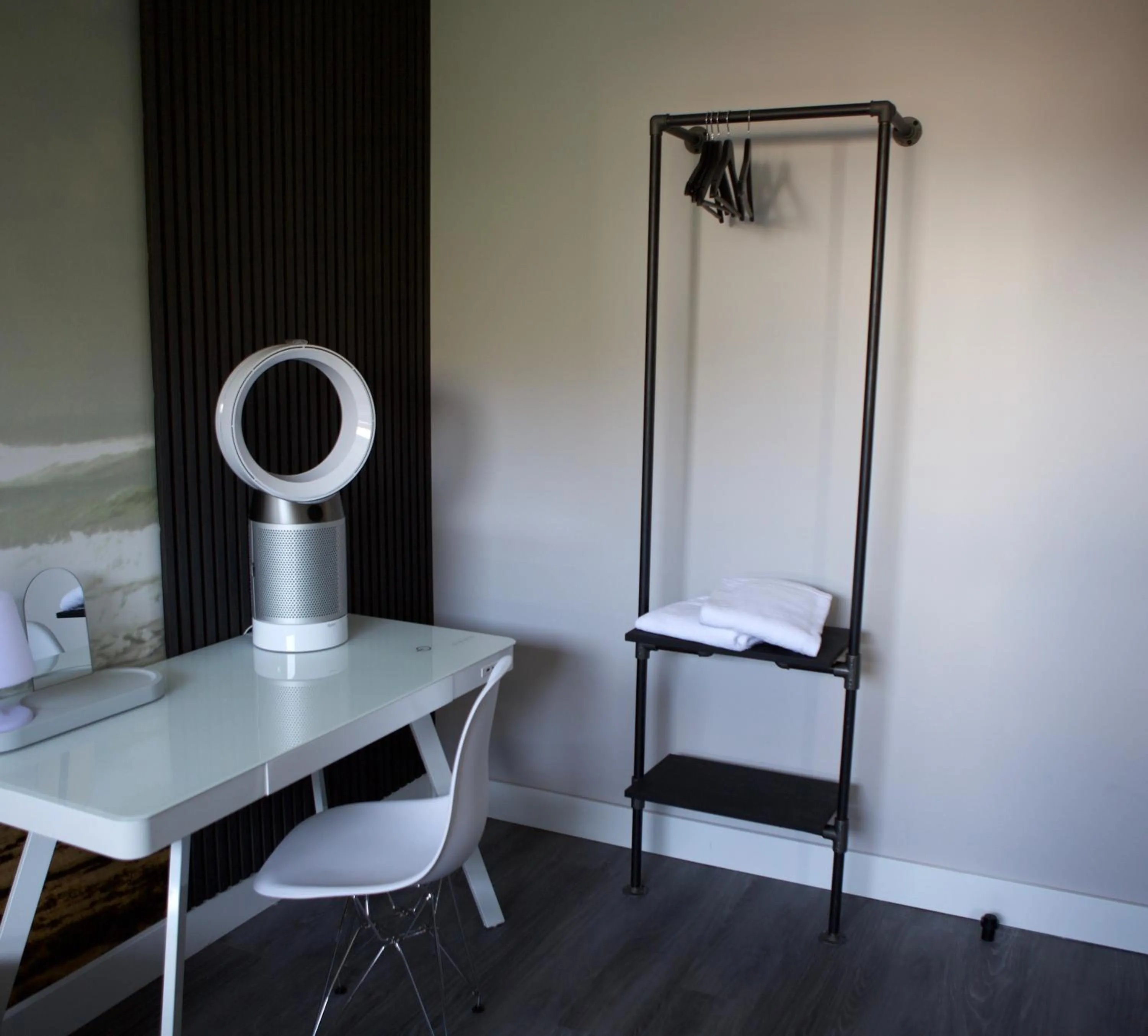 wardrobe in CitySurfer44