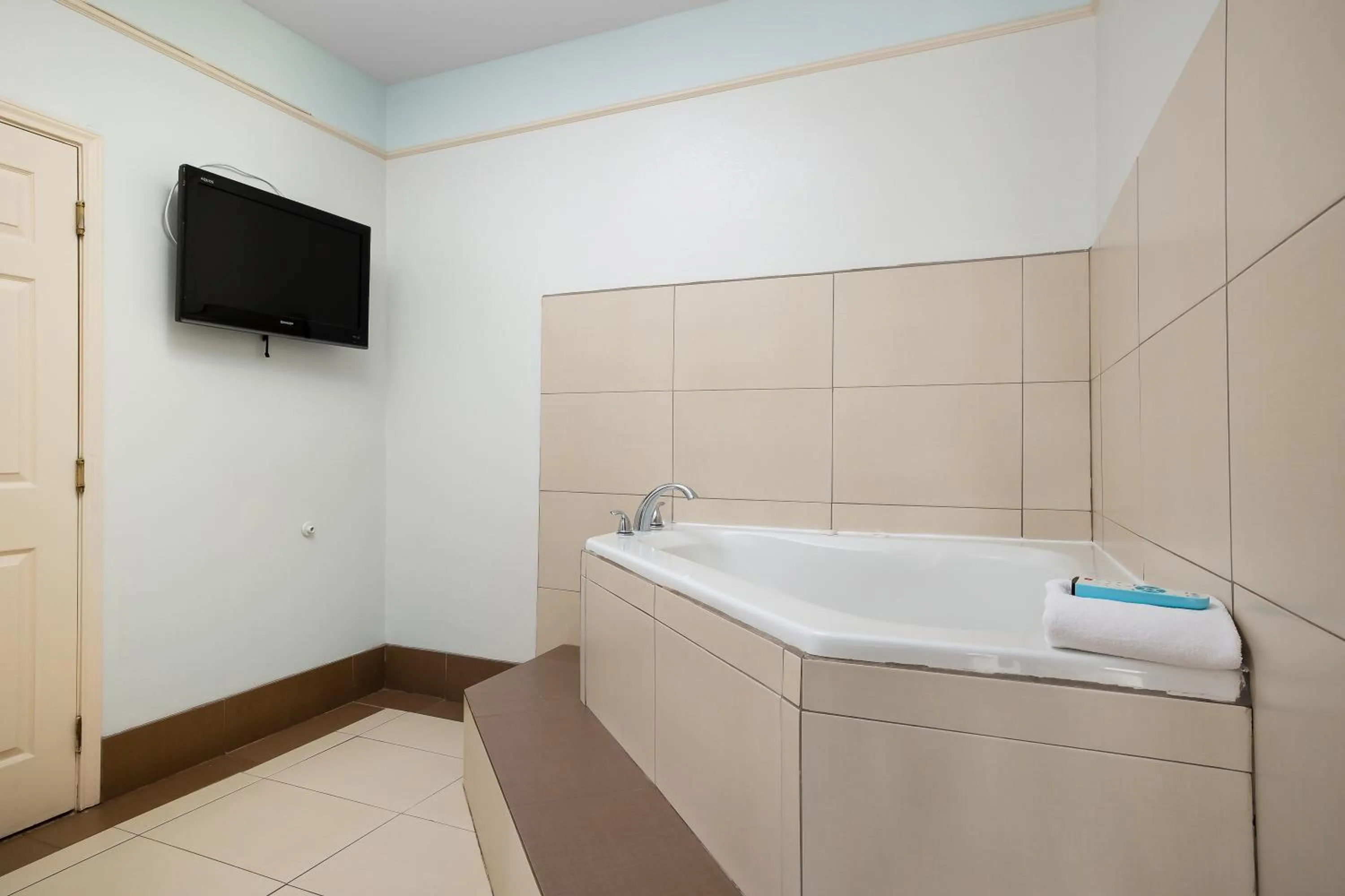 Bath in Sand Rose Beach Resort