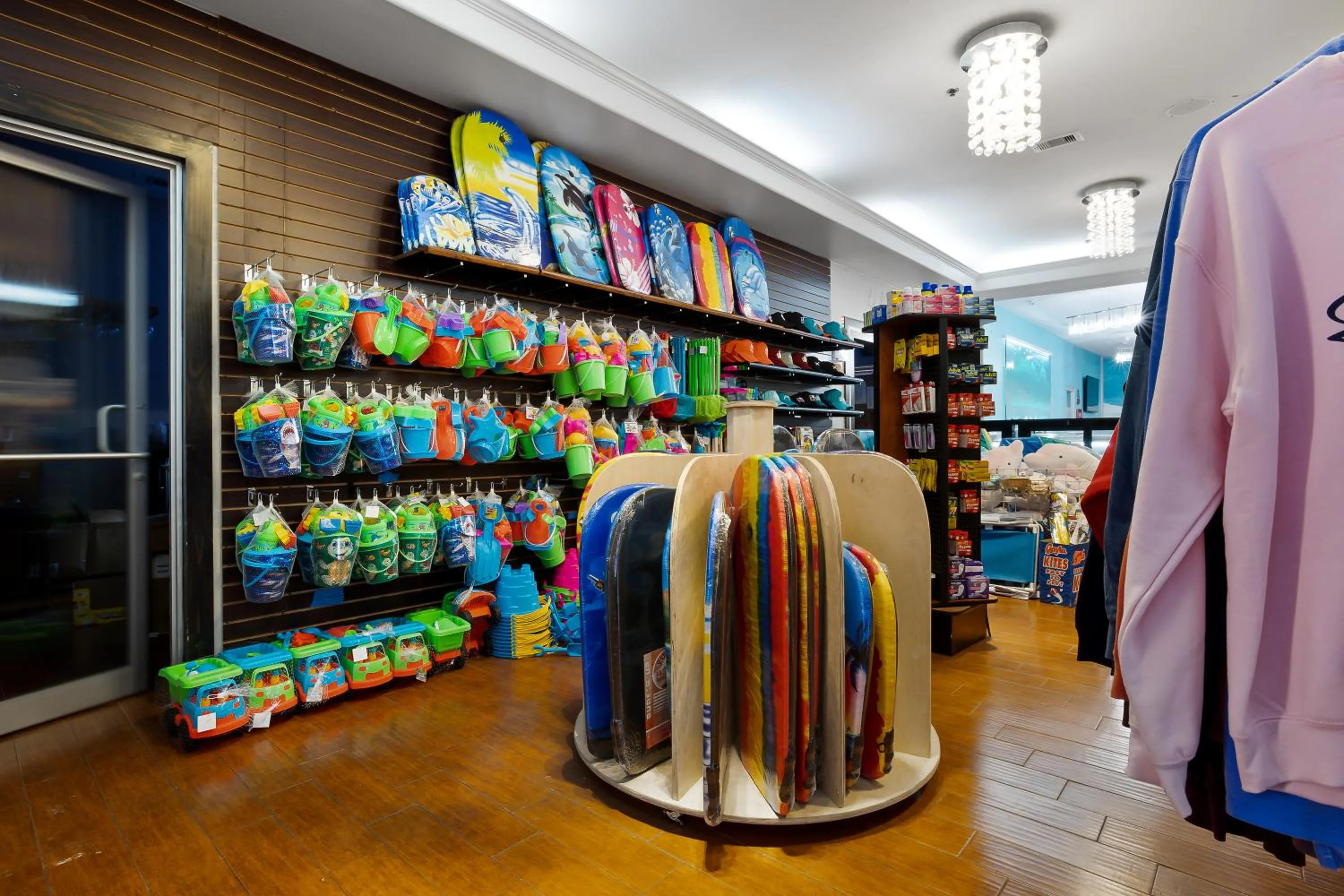 On-site shops in Sand Rose Beach Resort